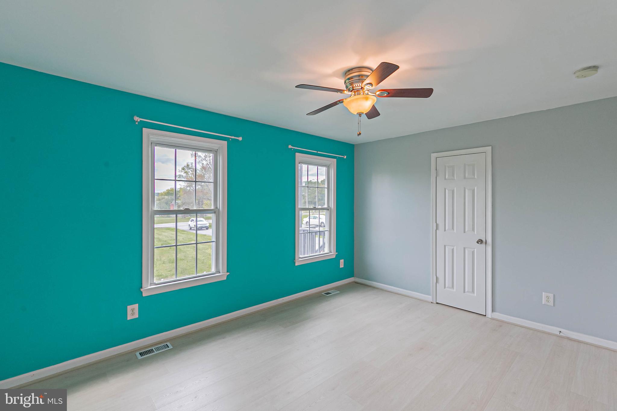 LAKE CAROLINE - Residential