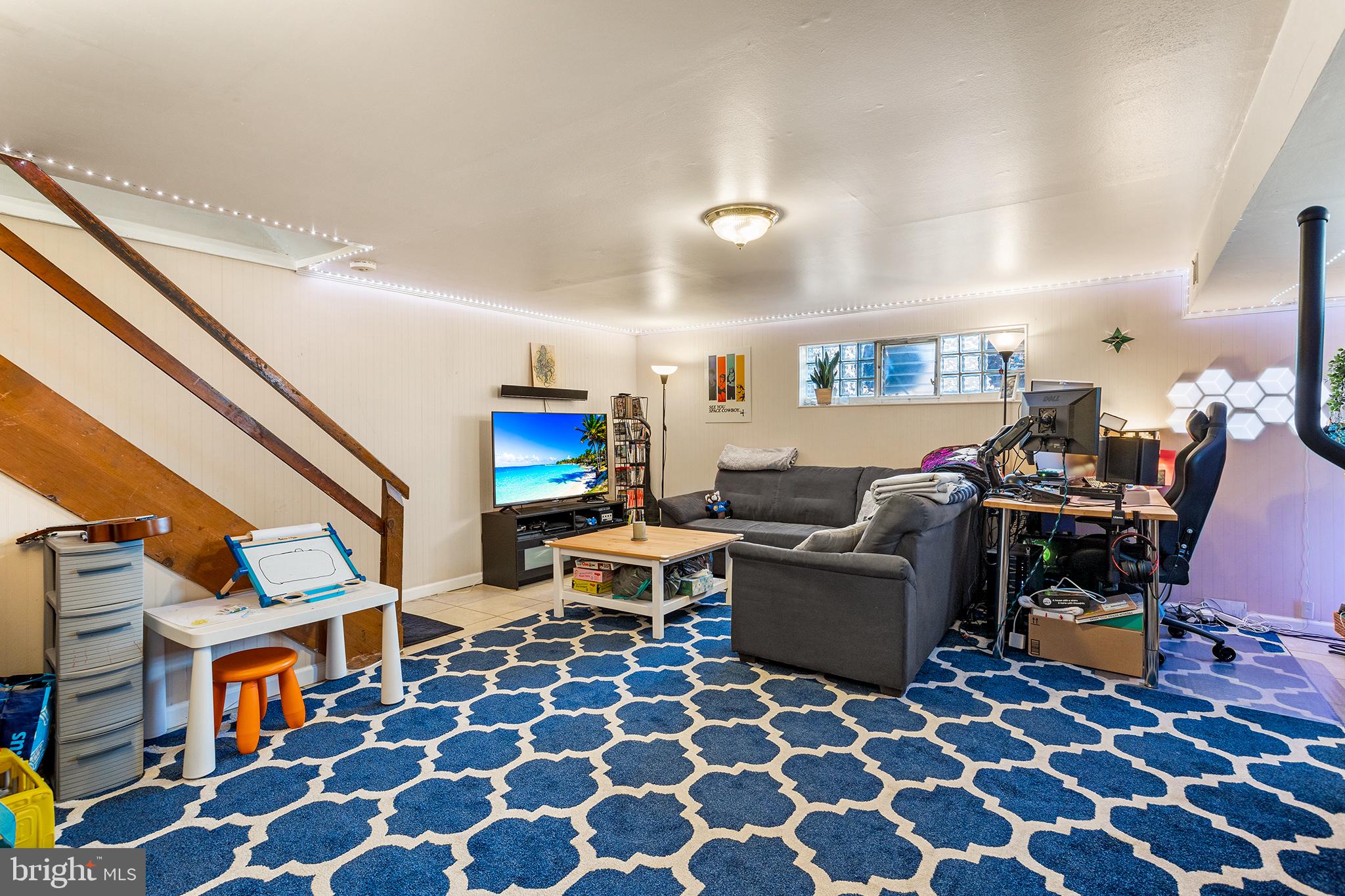 ROXBOROUGH - Residential