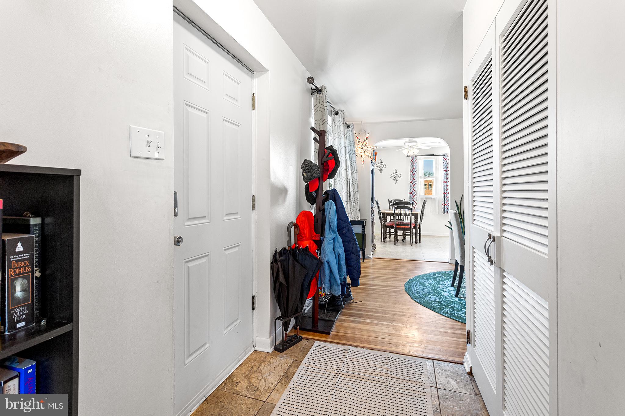 ROXBOROUGH - Residential