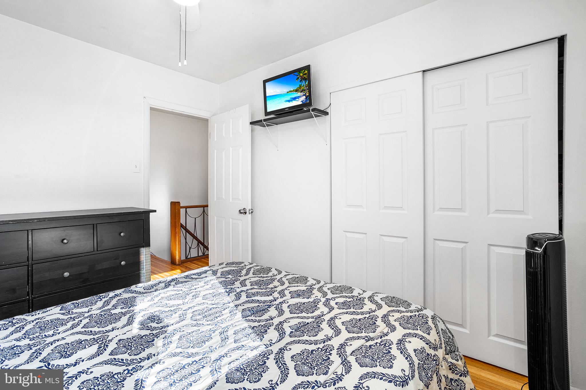 ROXBOROUGH - Residential