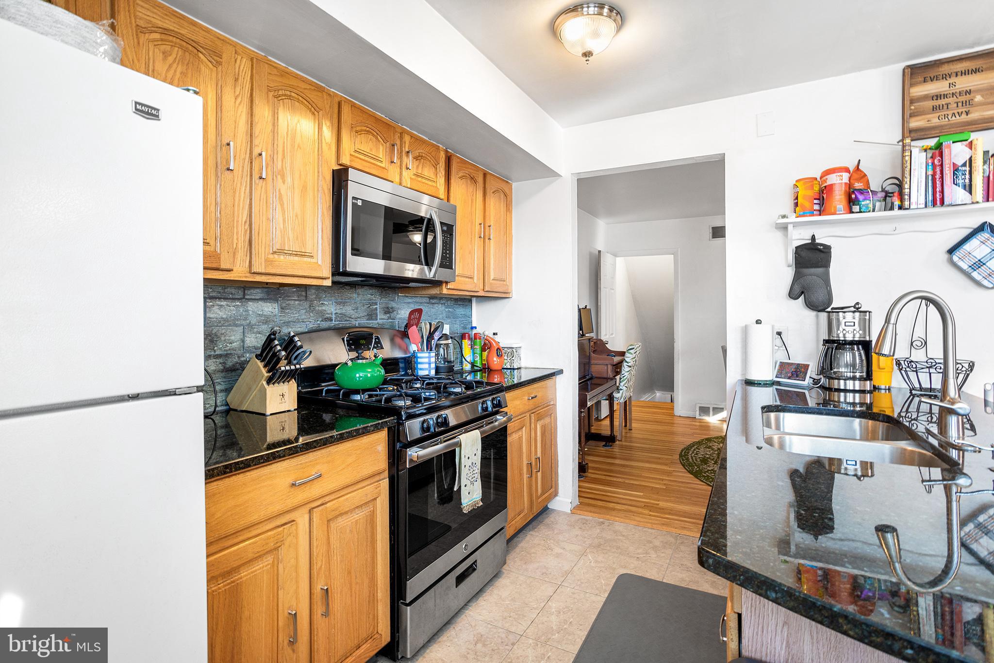 ROXBOROUGH - Residential