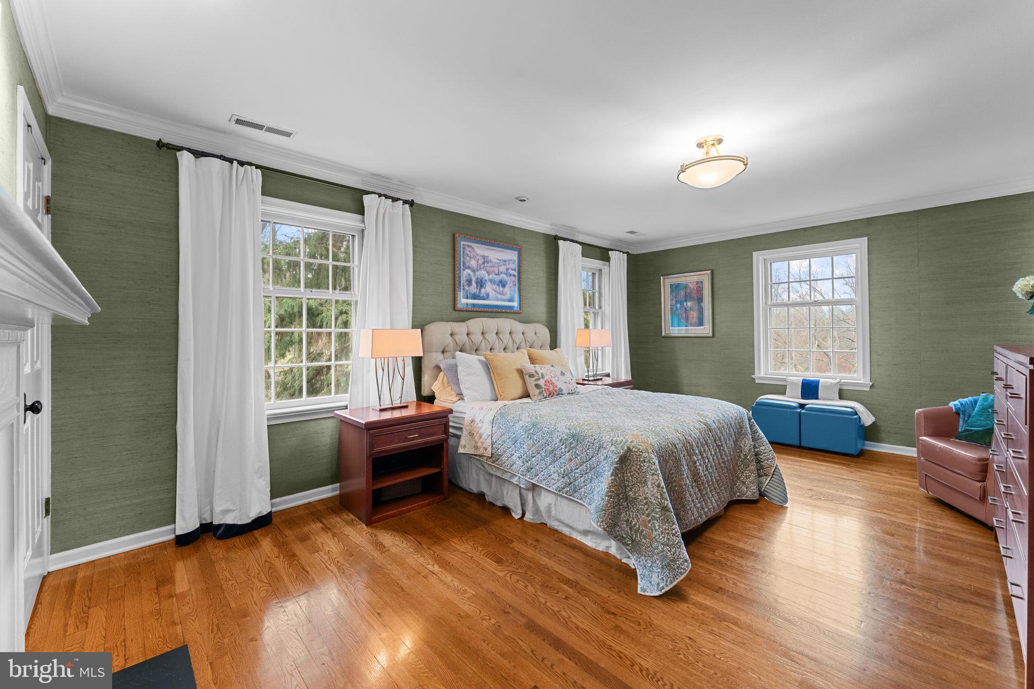 WILLOWMERE - Residential