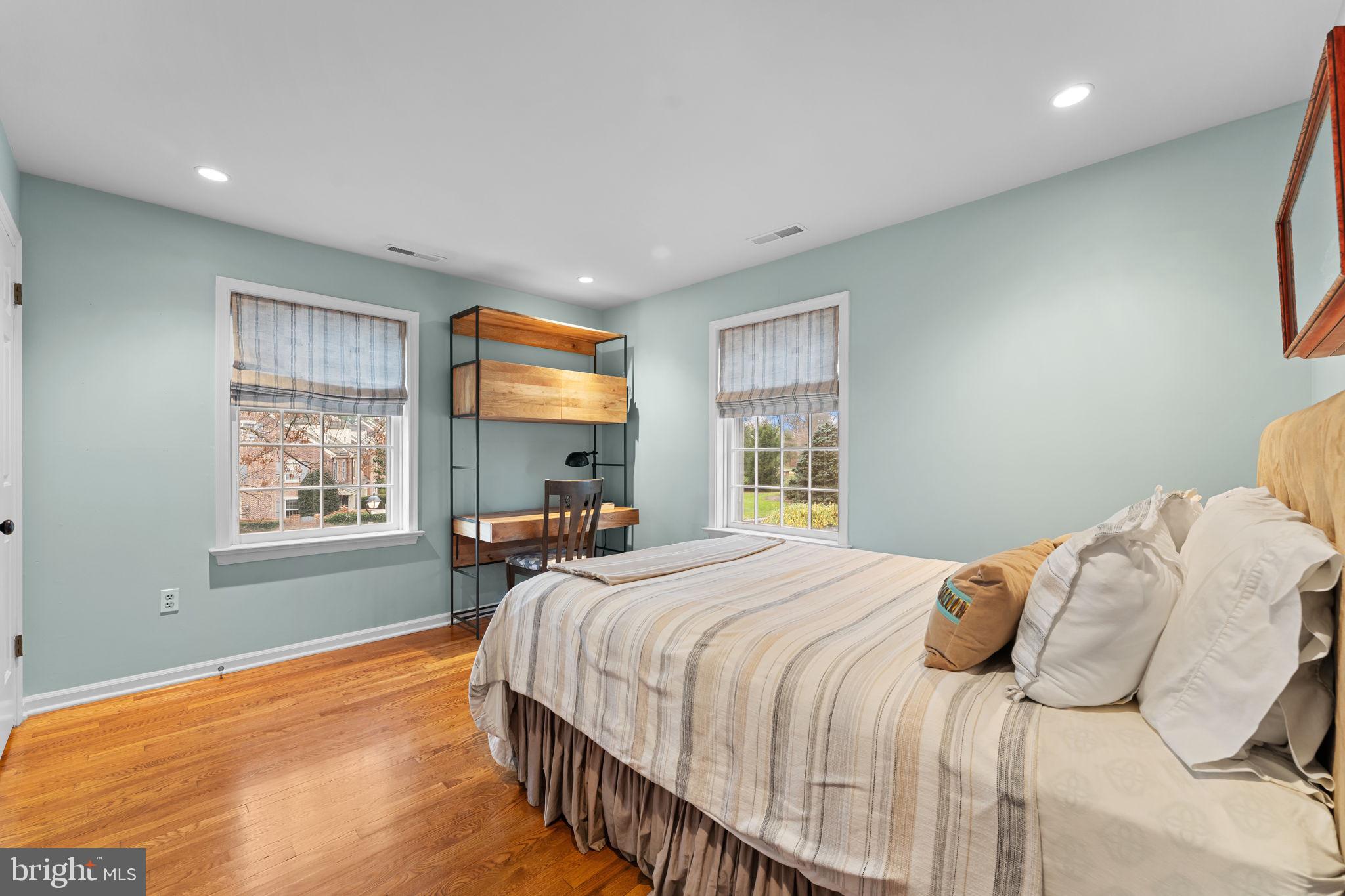 WILLOWMERE - Residential