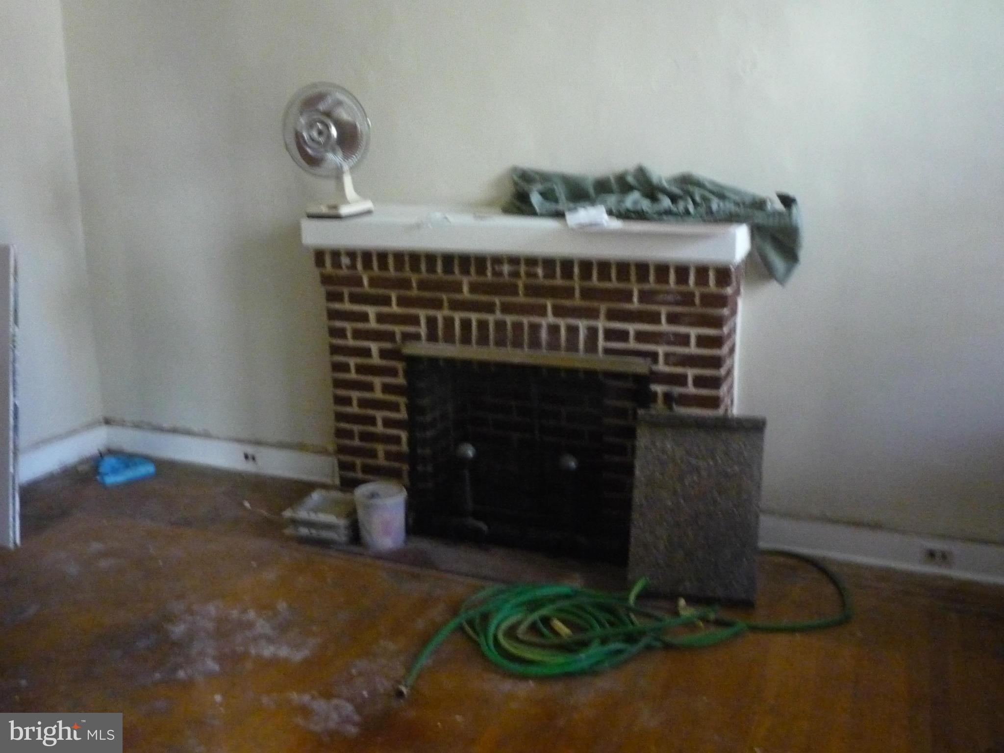 CALVERTON HEIGHTS - Residential