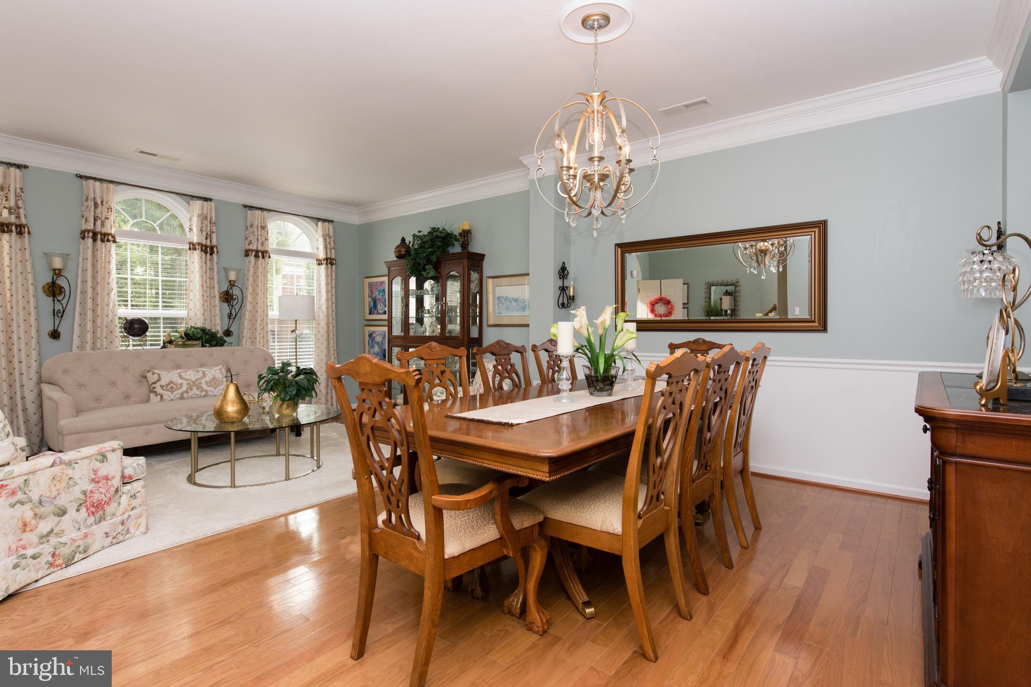 LANSDOWNE TOWN CENTER - Residential