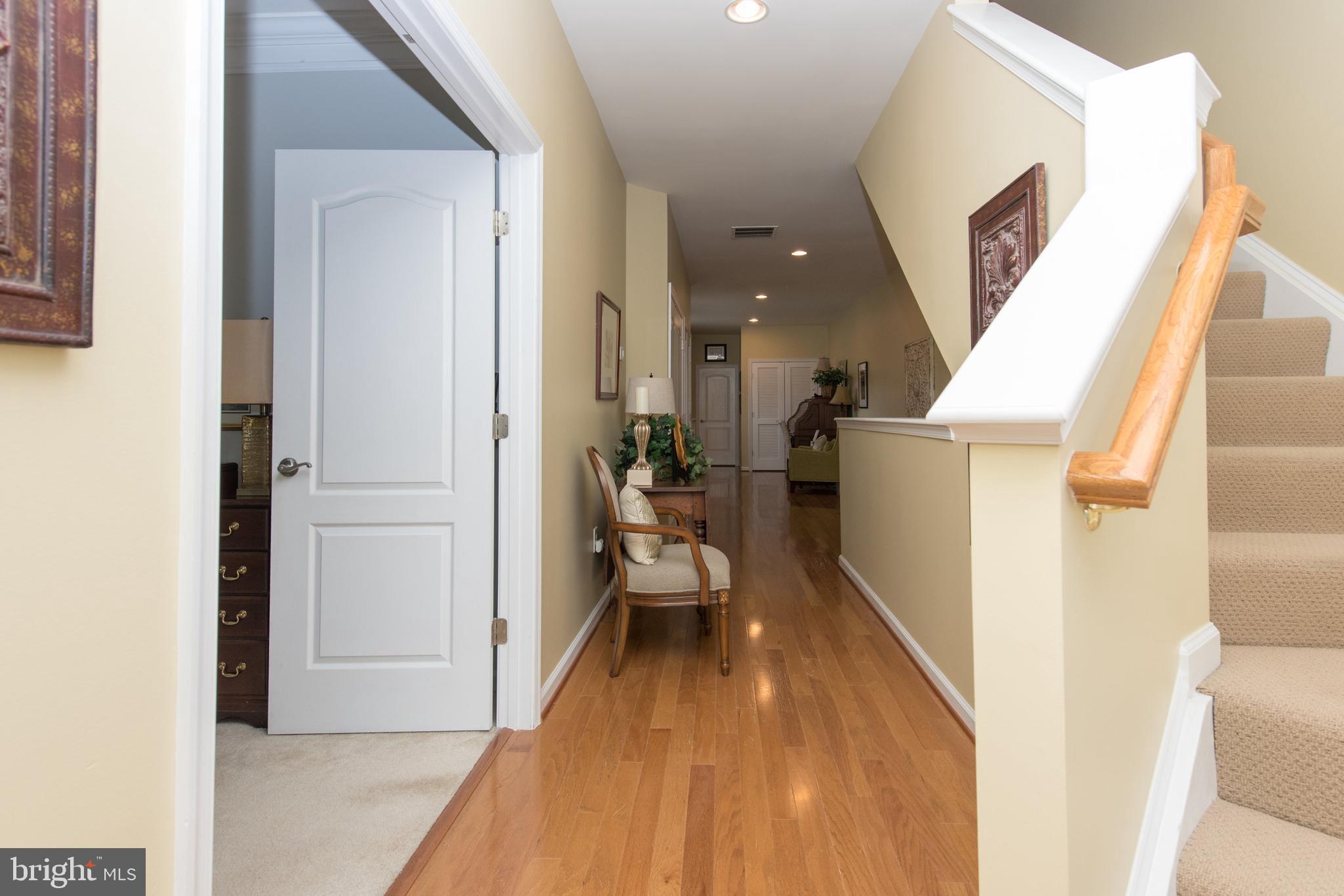 LANSDOWNE TOWN CENTER - Residential