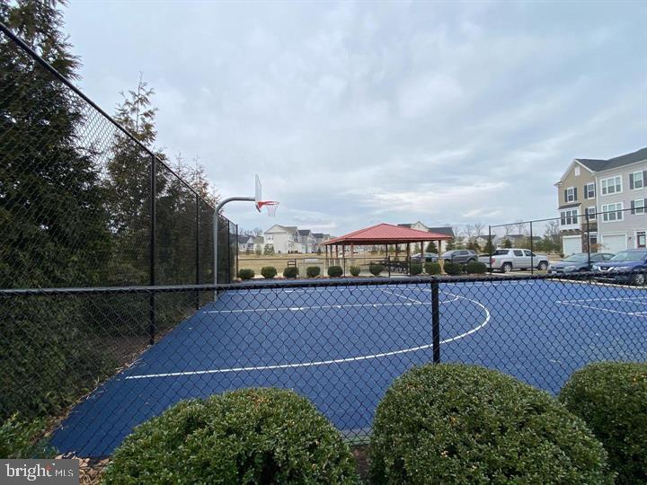MAYFAIR - Residential