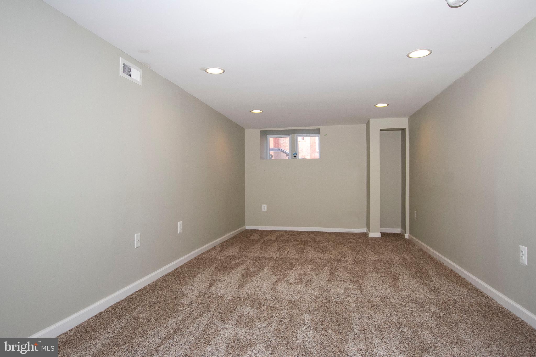 BARCLAY - Residential