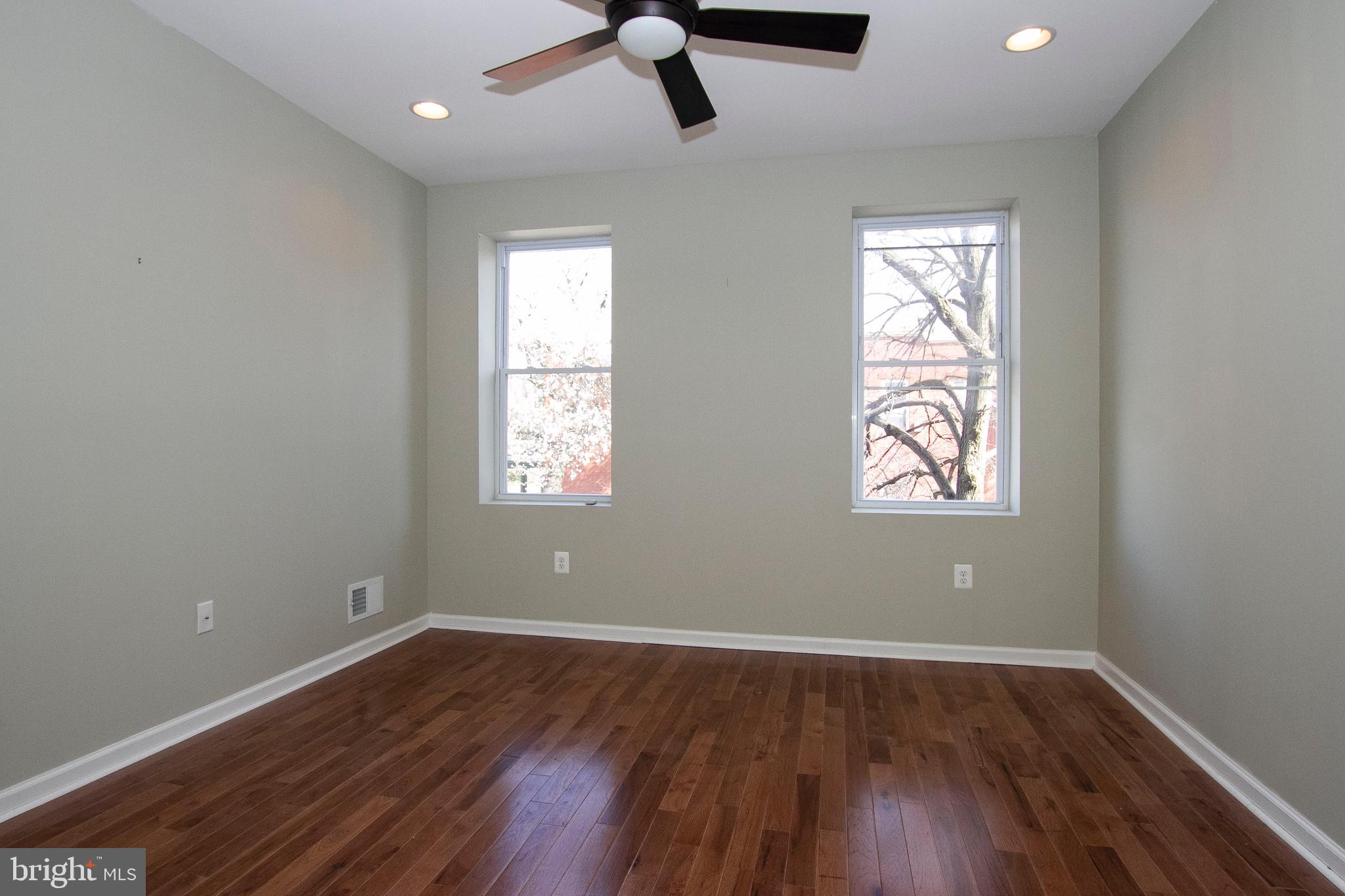 BARCLAY - Residential