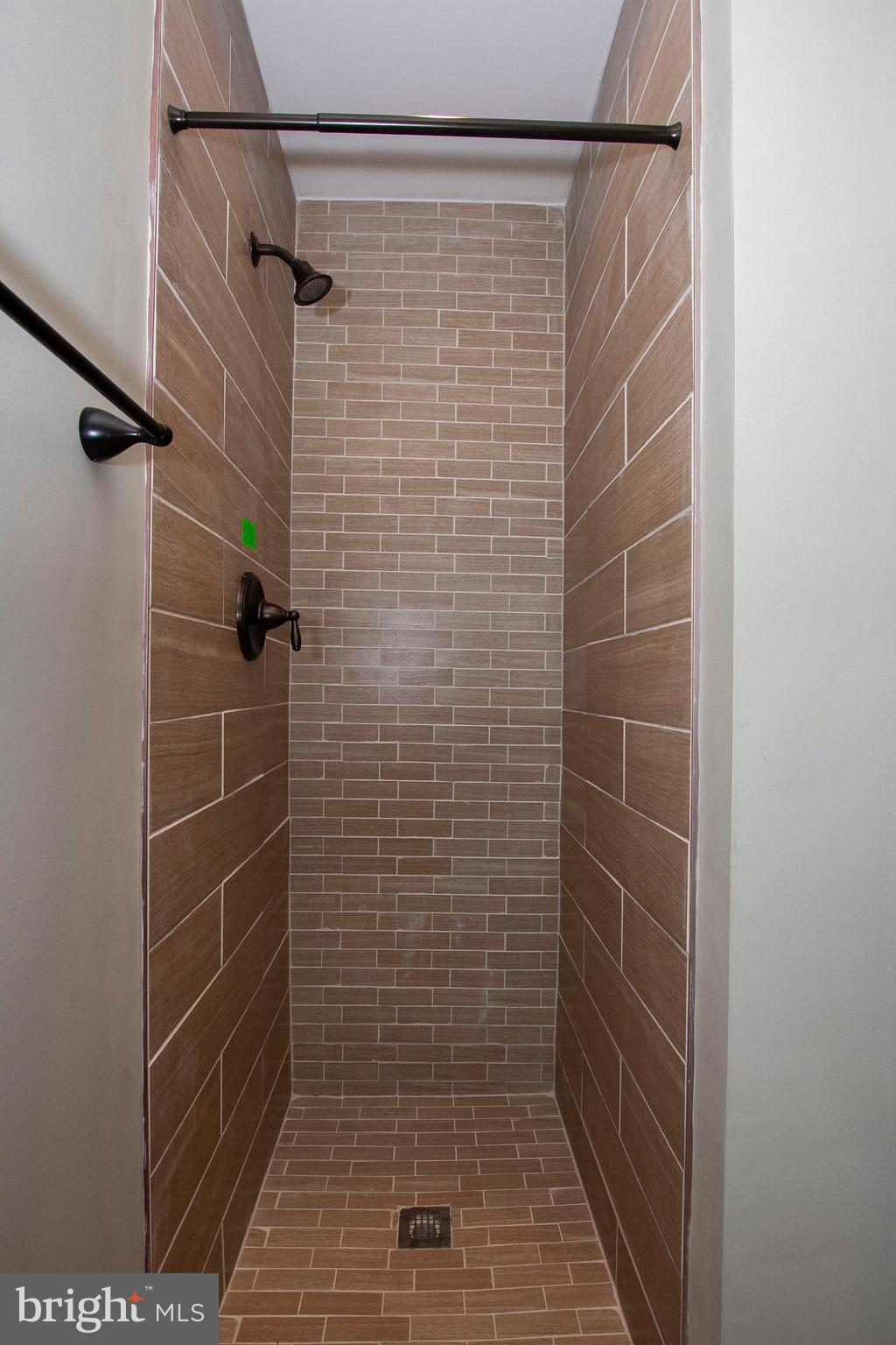 BARCLAY - Residential