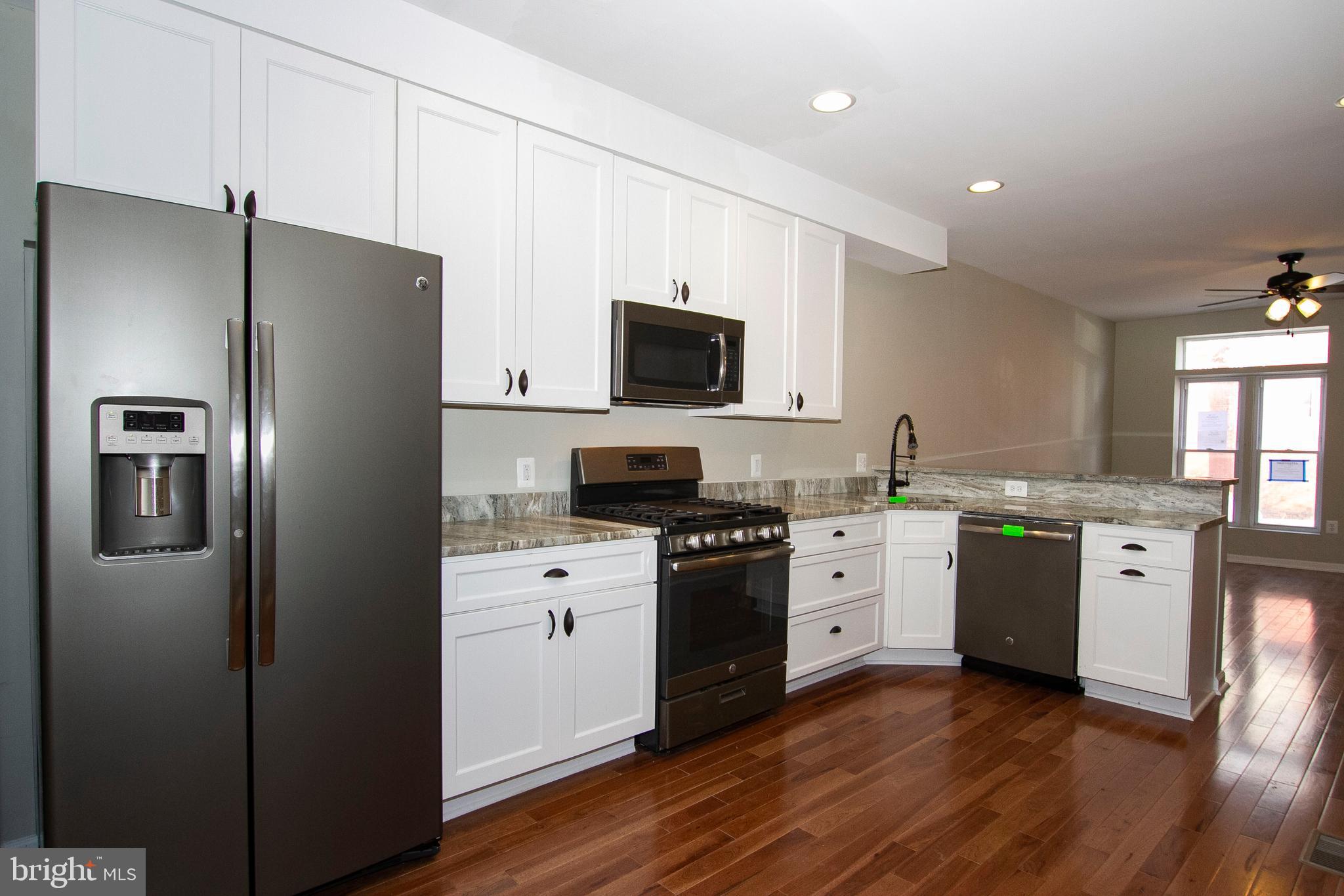 BARCLAY - Residential