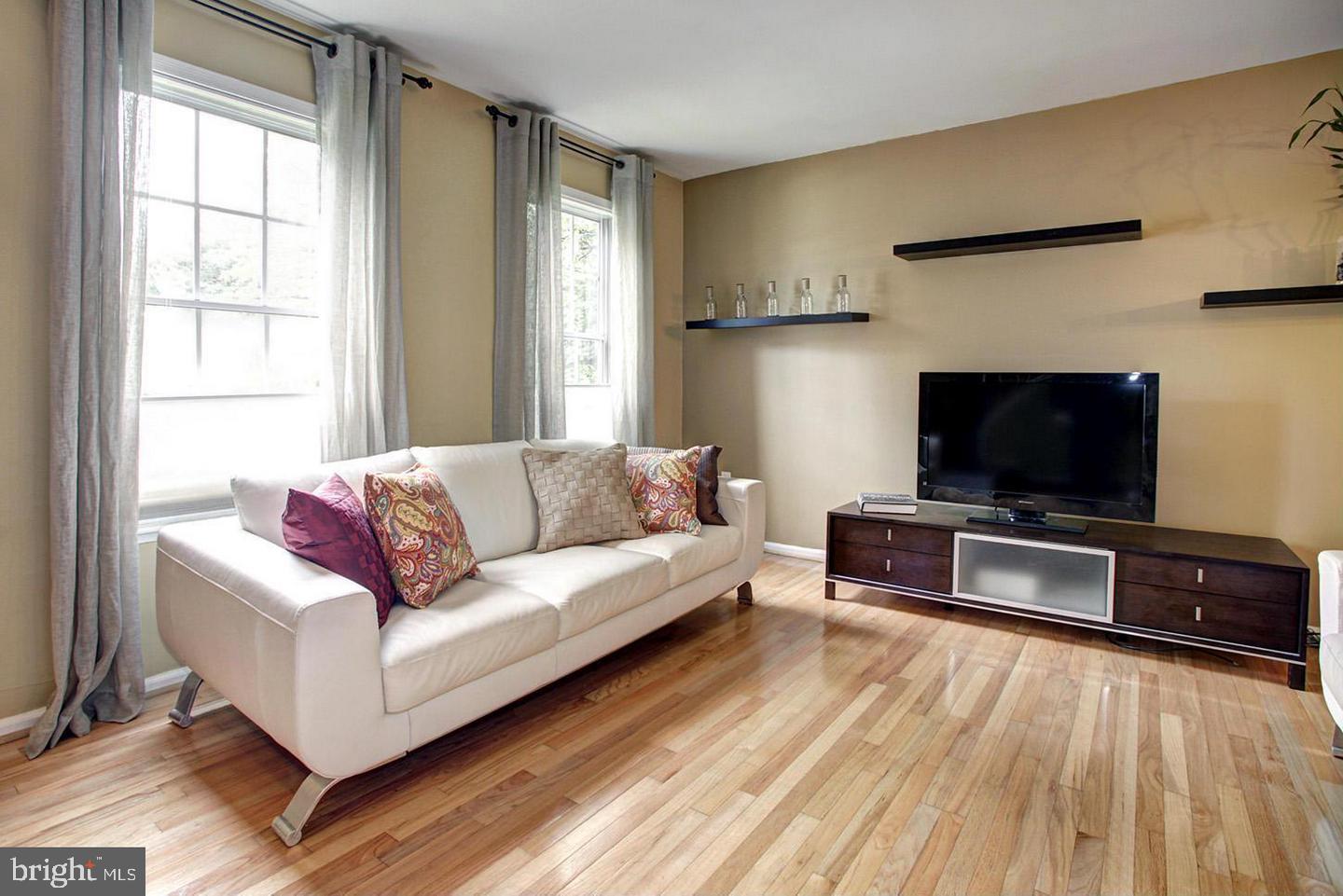 GERMANTOWN VIEW - Residential