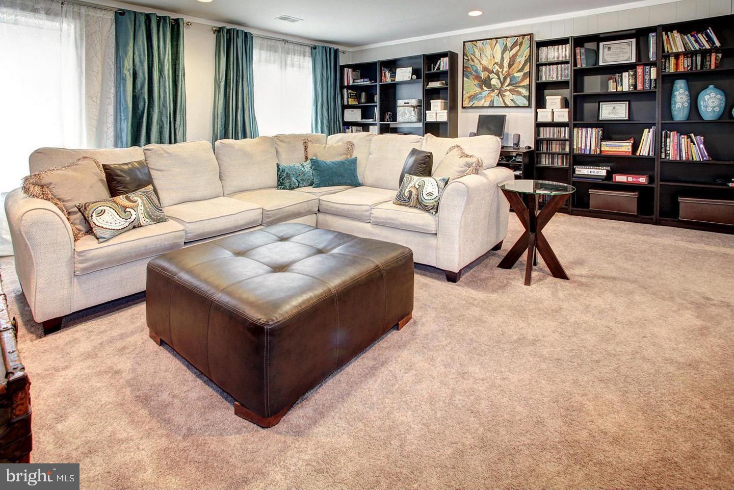 GERMANTOWN VIEW - Residential