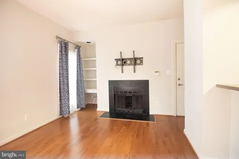 MLS: VAFX2232698