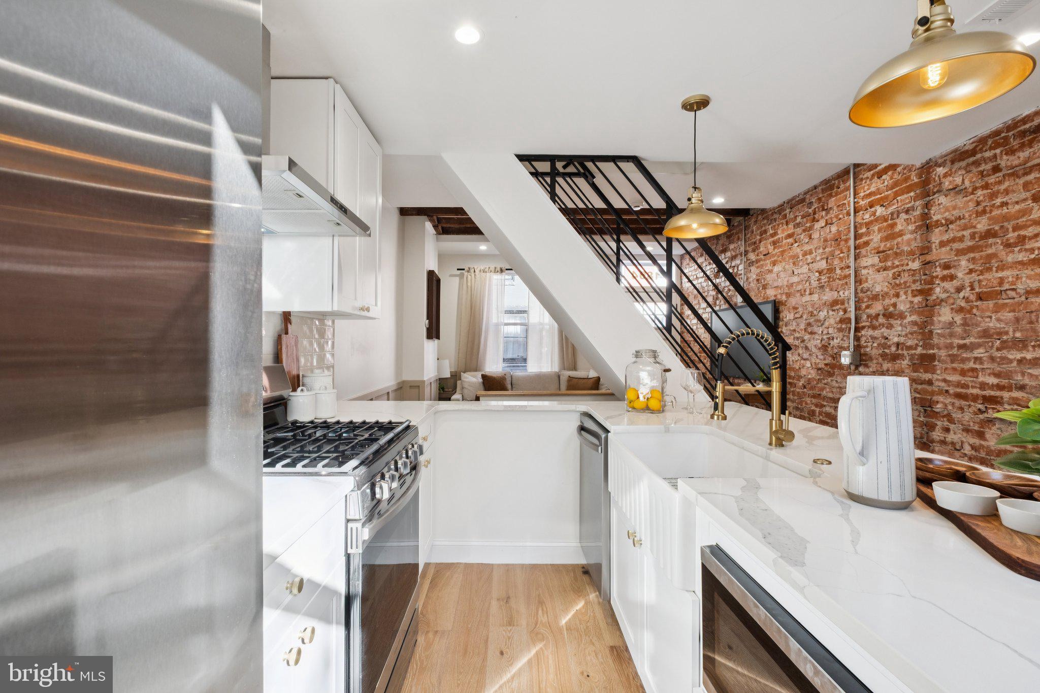 OLDE KENSINGTON - Residential