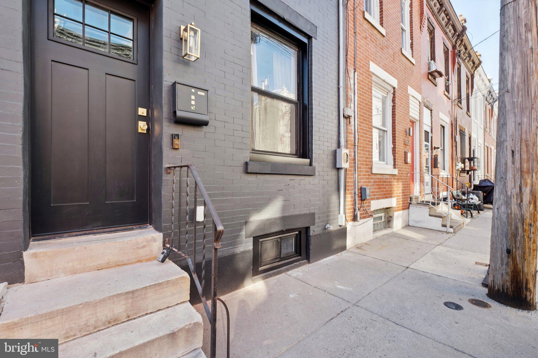 OLDE KENSINGTON - Residential