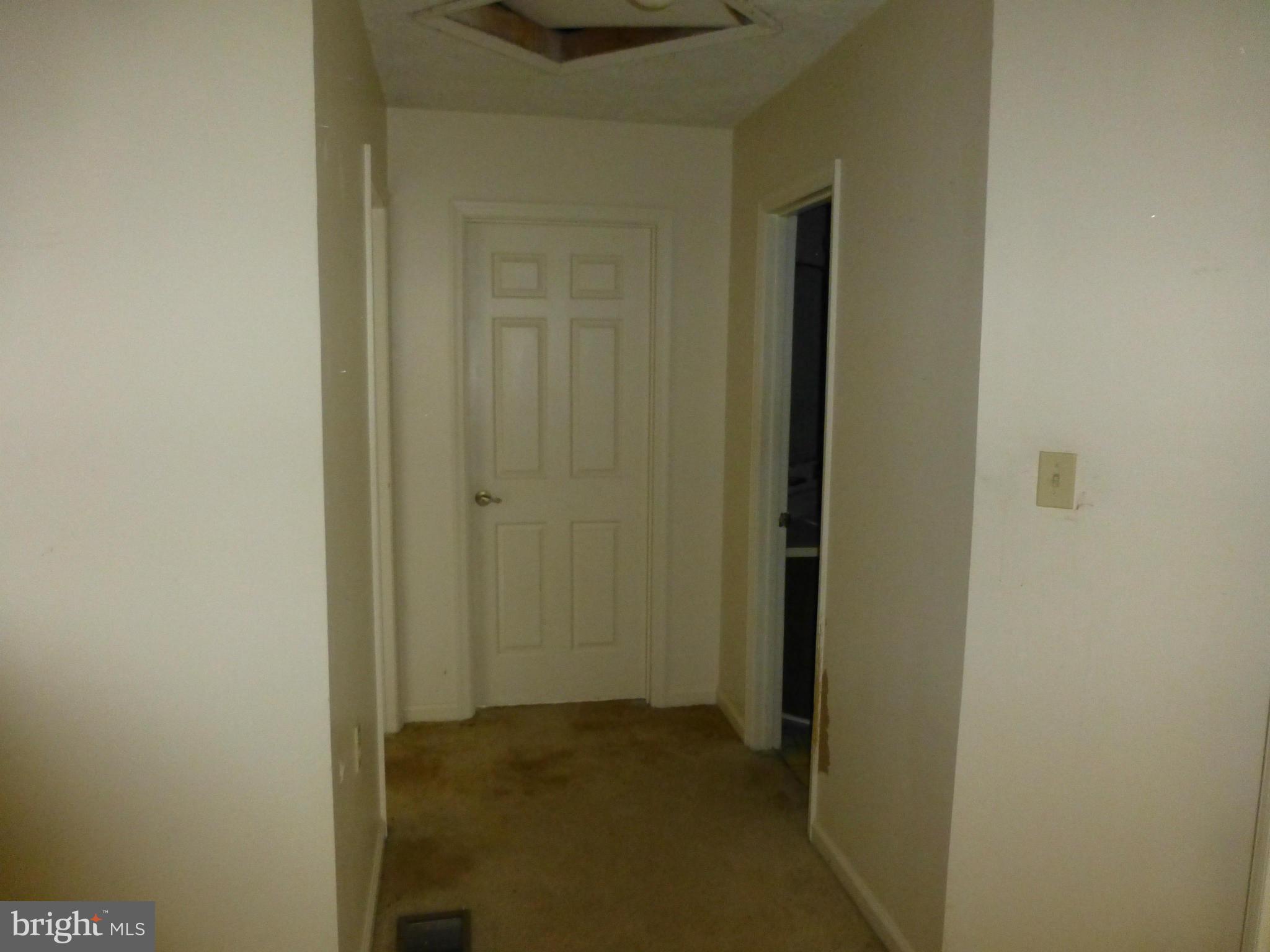 WAKEFIELD VILLAGE - Residential