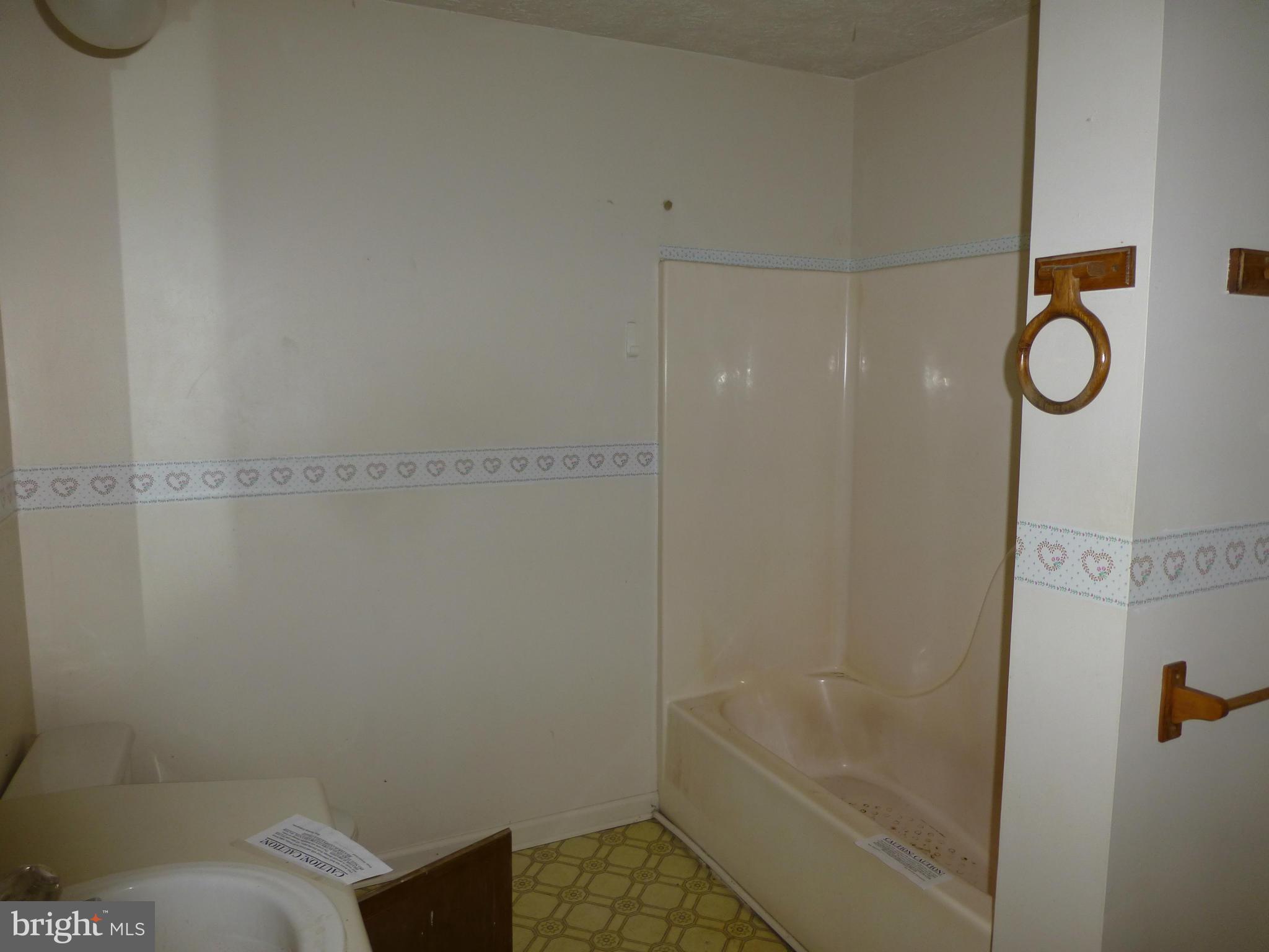 WAKEFIELD VILLAGE - Residential