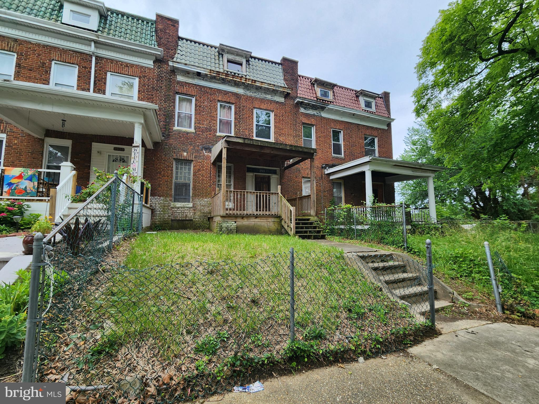 PARK CIRCLE - Residential