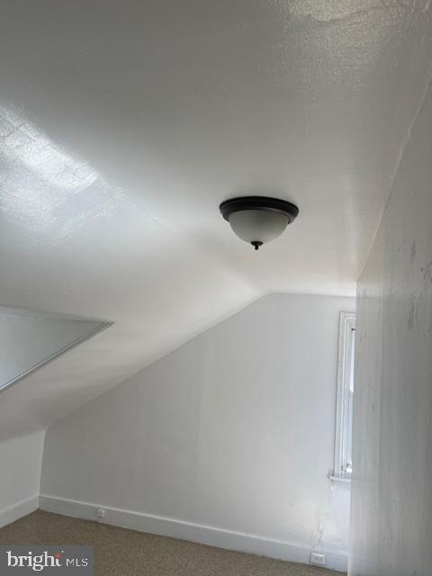 OLNEY - Commercial Sale