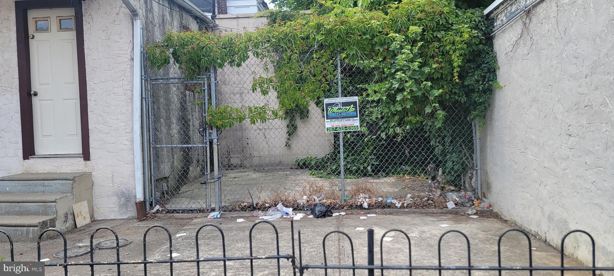 OLNEY - Commercial Sale