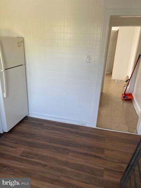 OLNEY - Commercial Sale