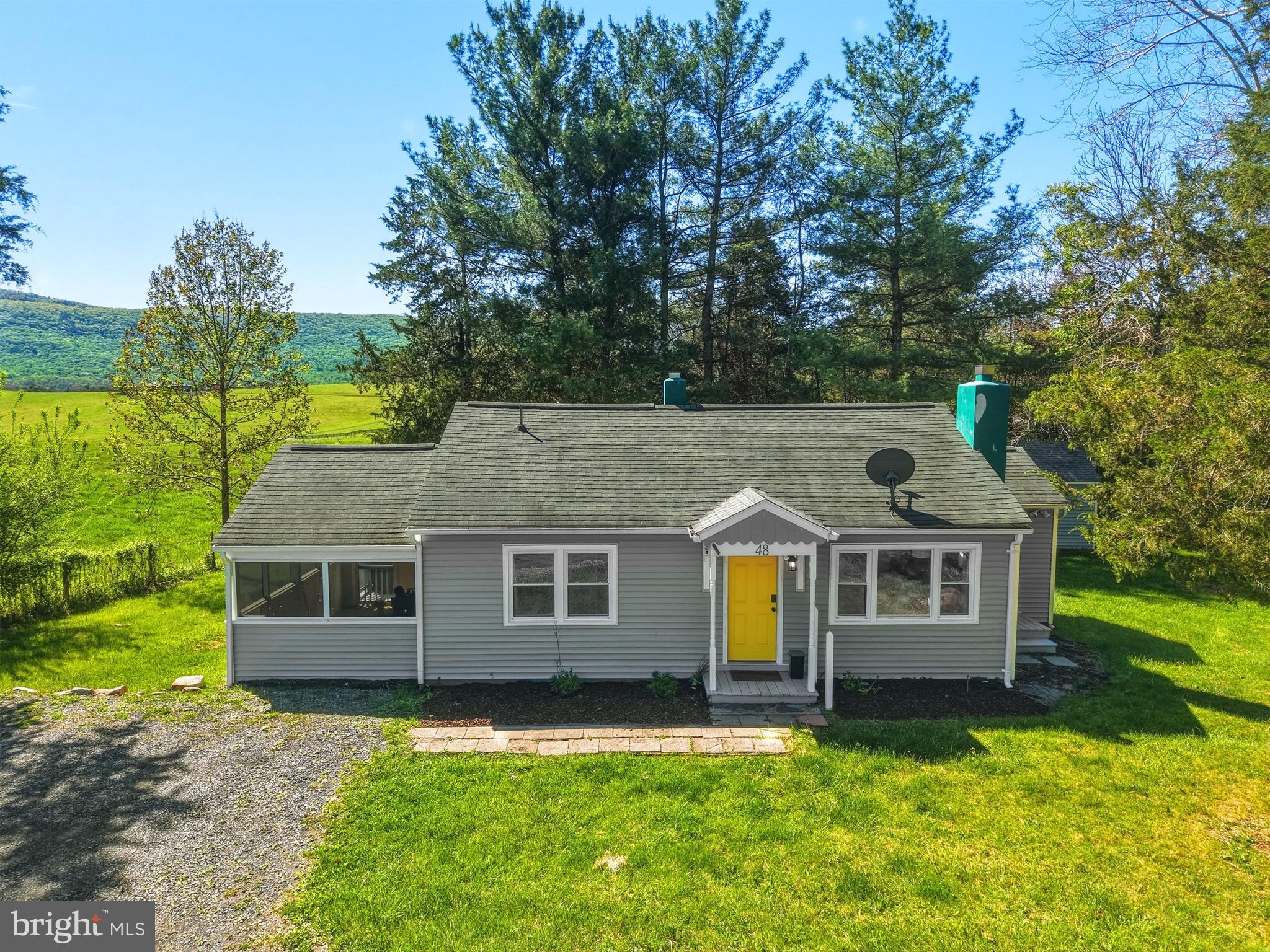 48 BOWMAN LANE