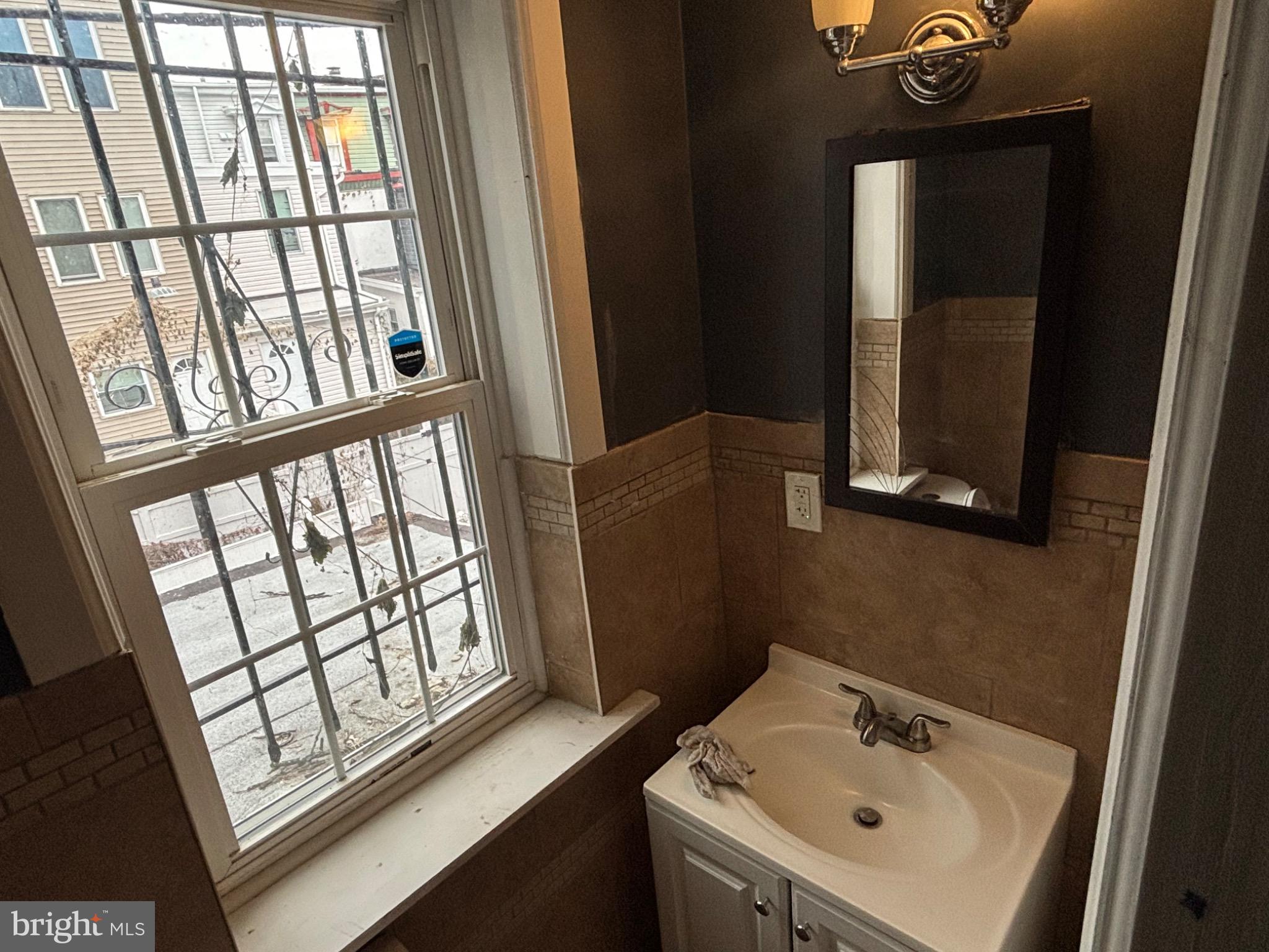 GERMANTOWN (EAST) - Residential