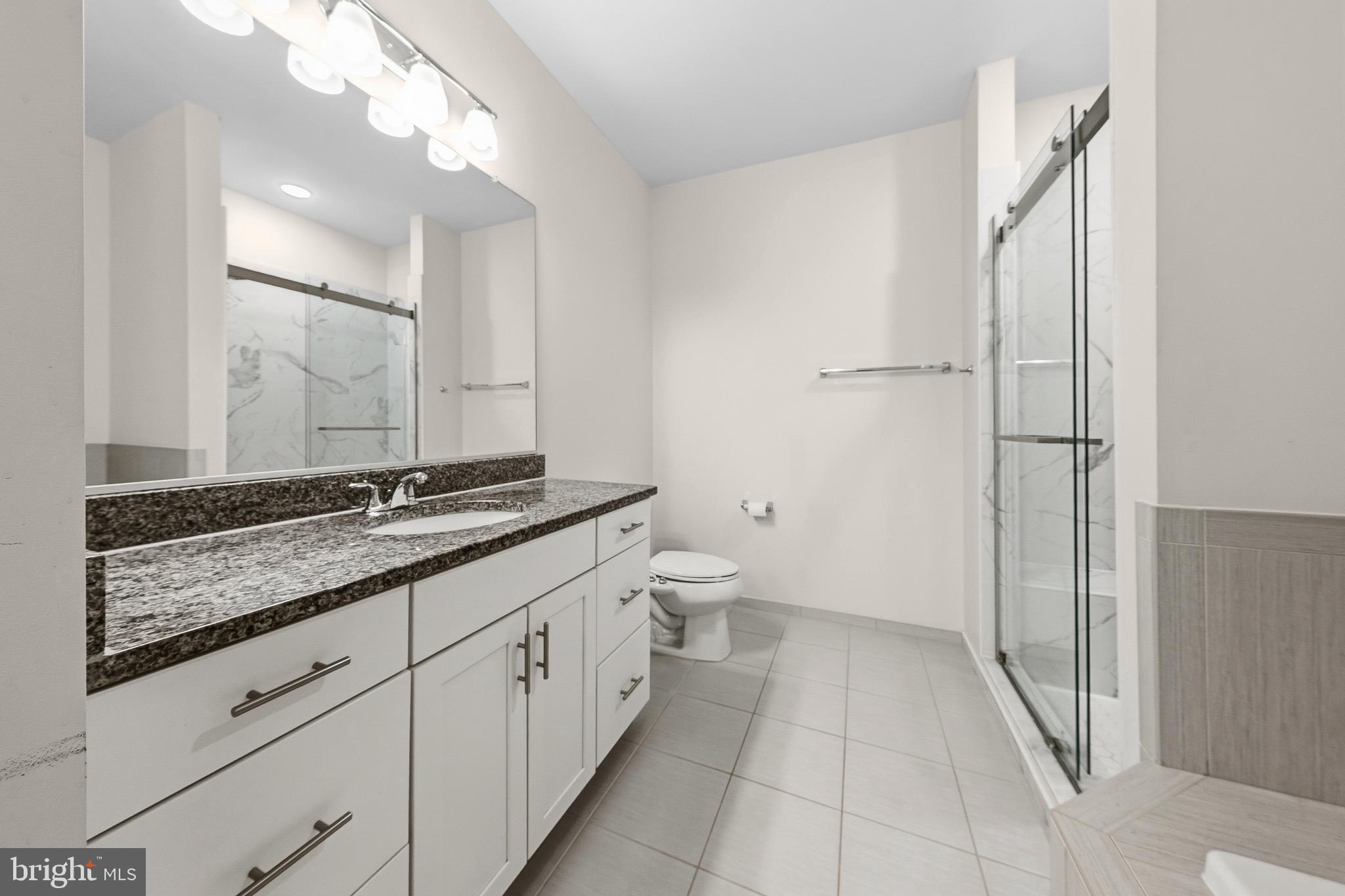 LOFTS AT VILLAGE WALK - Residential