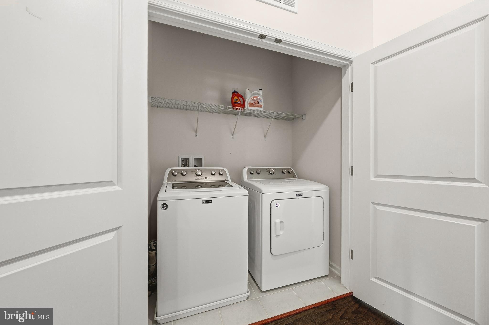 LOFTS AT VILLAGE WALK - Residential