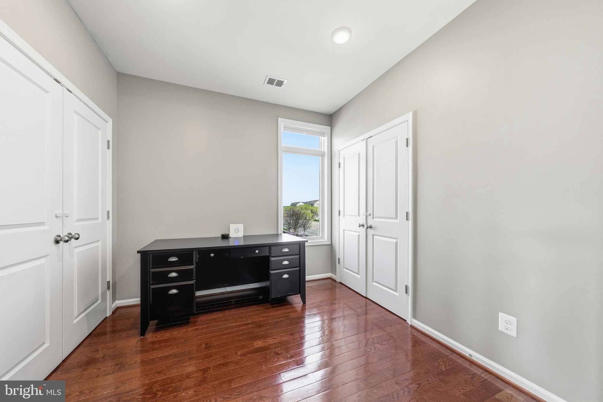 LOFTS AT VILLAGE WALK - Residential