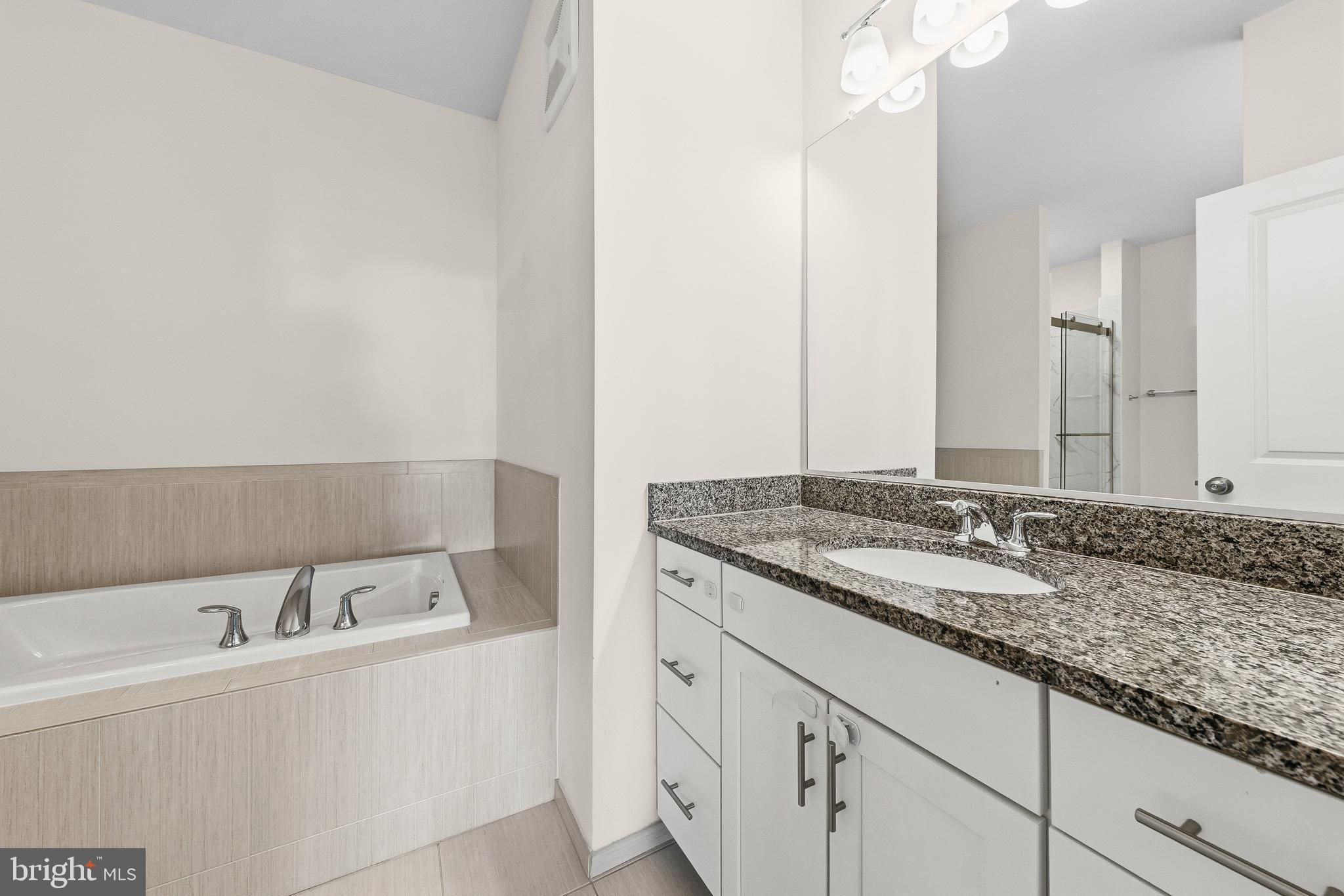 LOFTS AT VILLAGE WALK - Residential