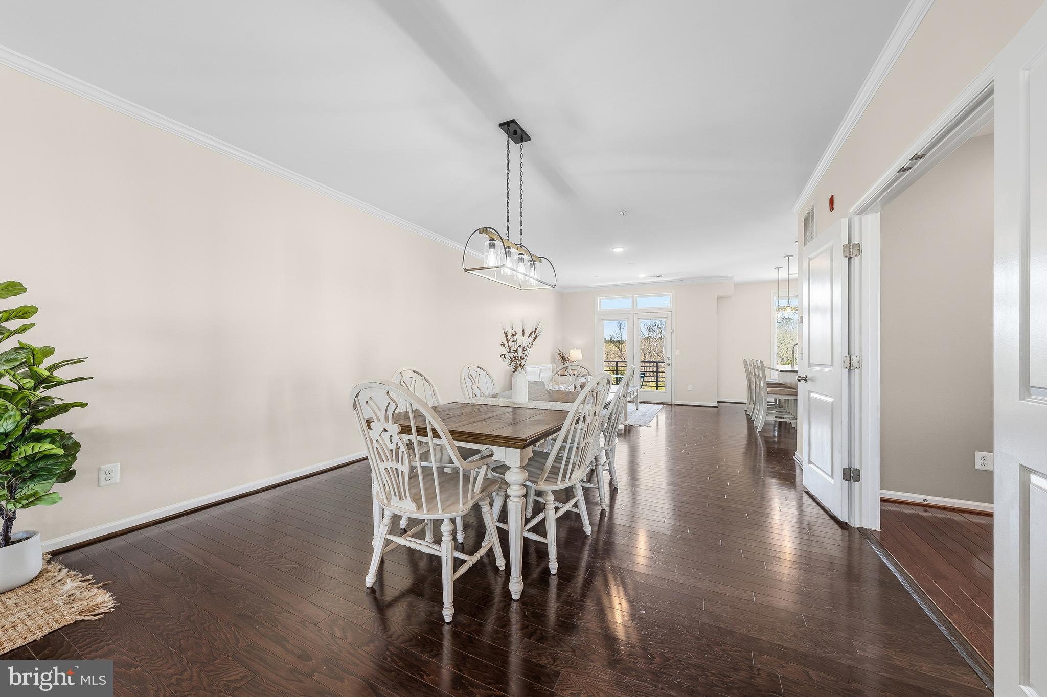 LOFTS AT VILLAGE WALK - Residential