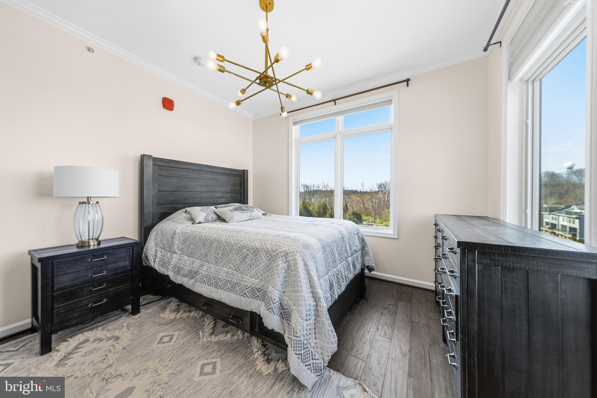 LOFTS AT VILLAGE WALK - Residential