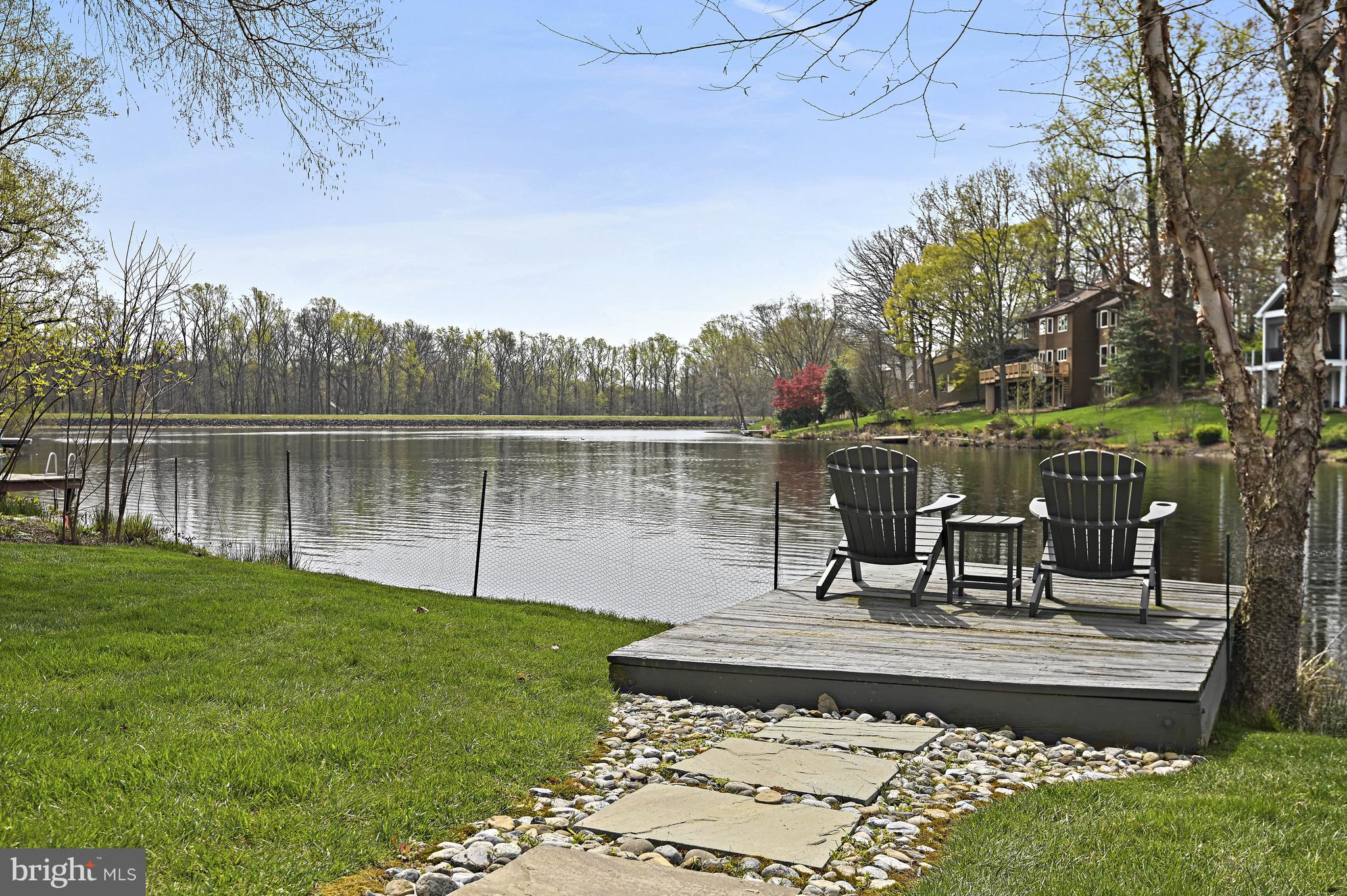 RESTON - Residential