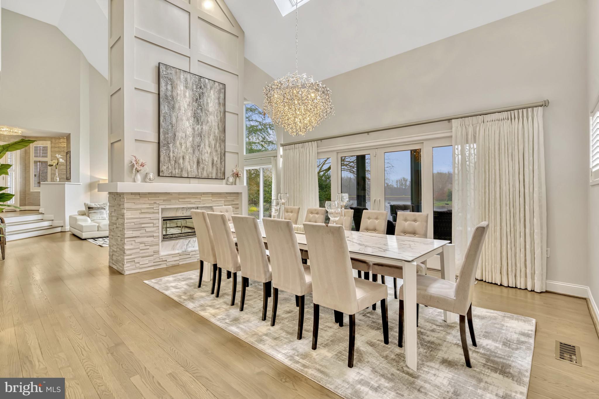 RESTON - Residential