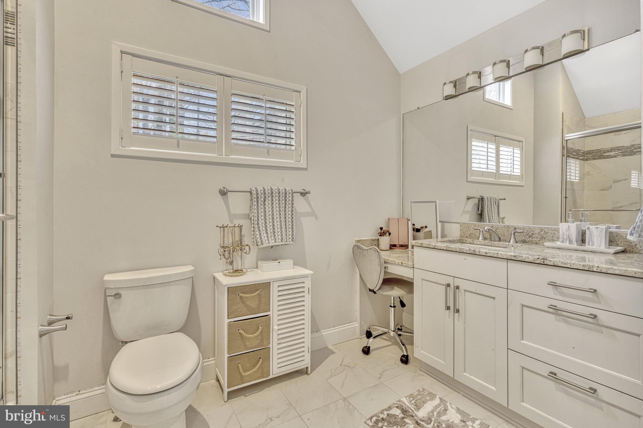 RESTON - Residential