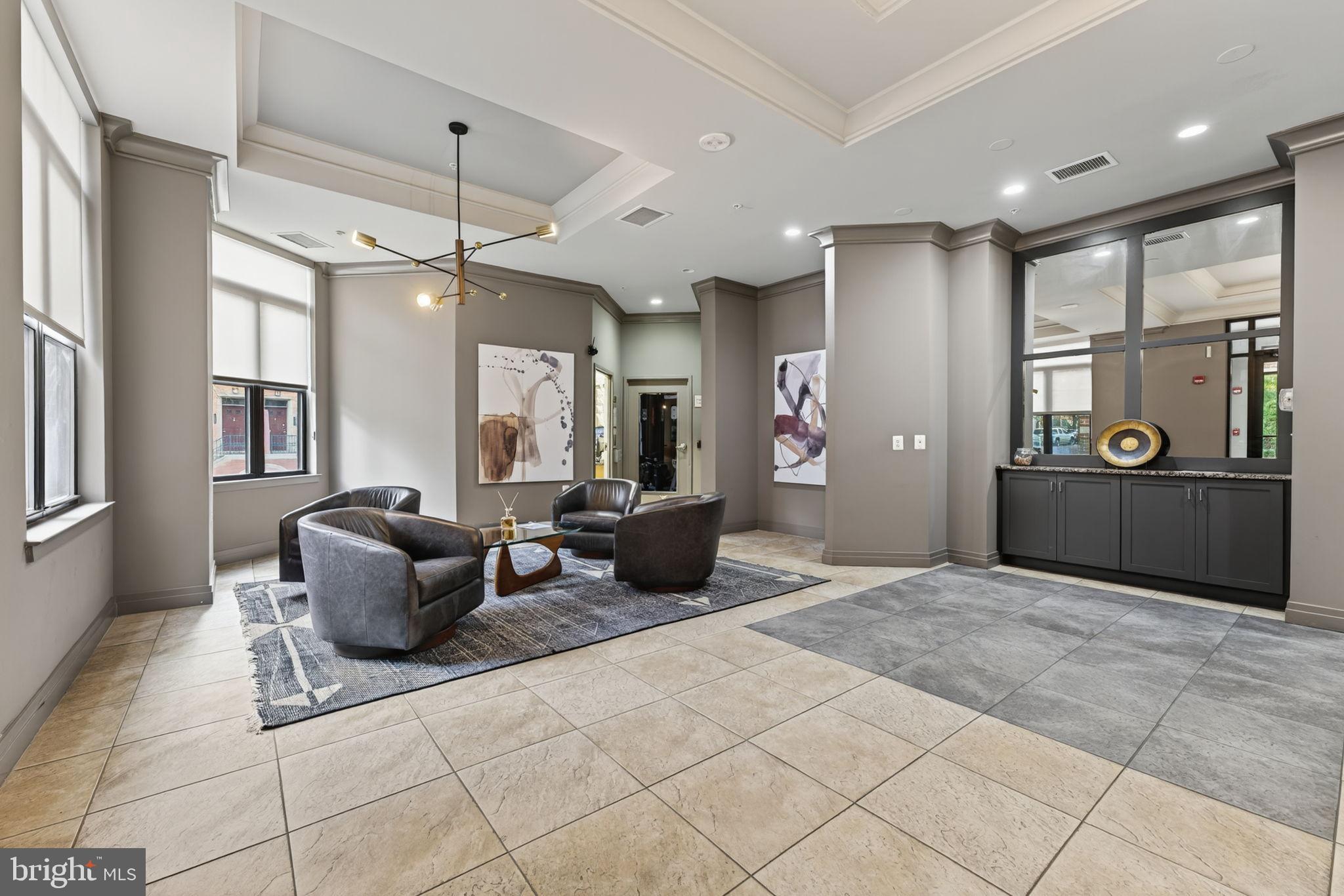 2220 FAIRFAX DRIVE 206