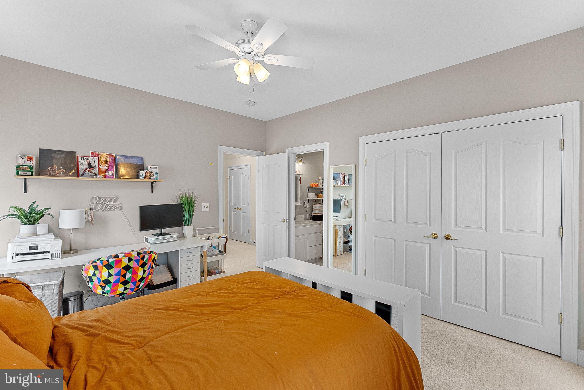 LANSDOWNE ON THE POTOMAC - Residential