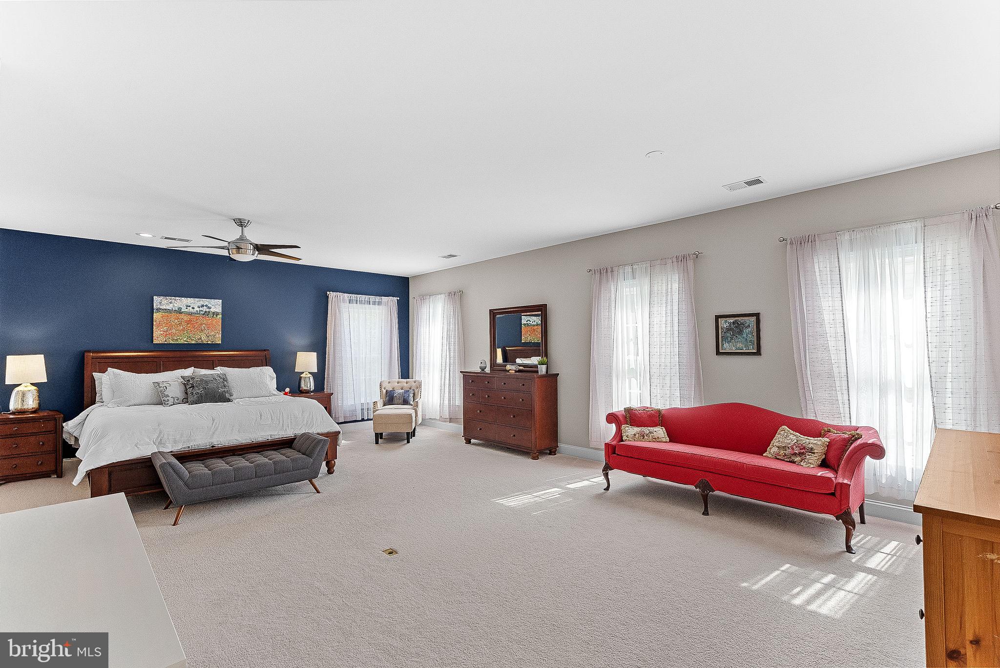 LANSDOWNE ON THE POTOMAC - Residential