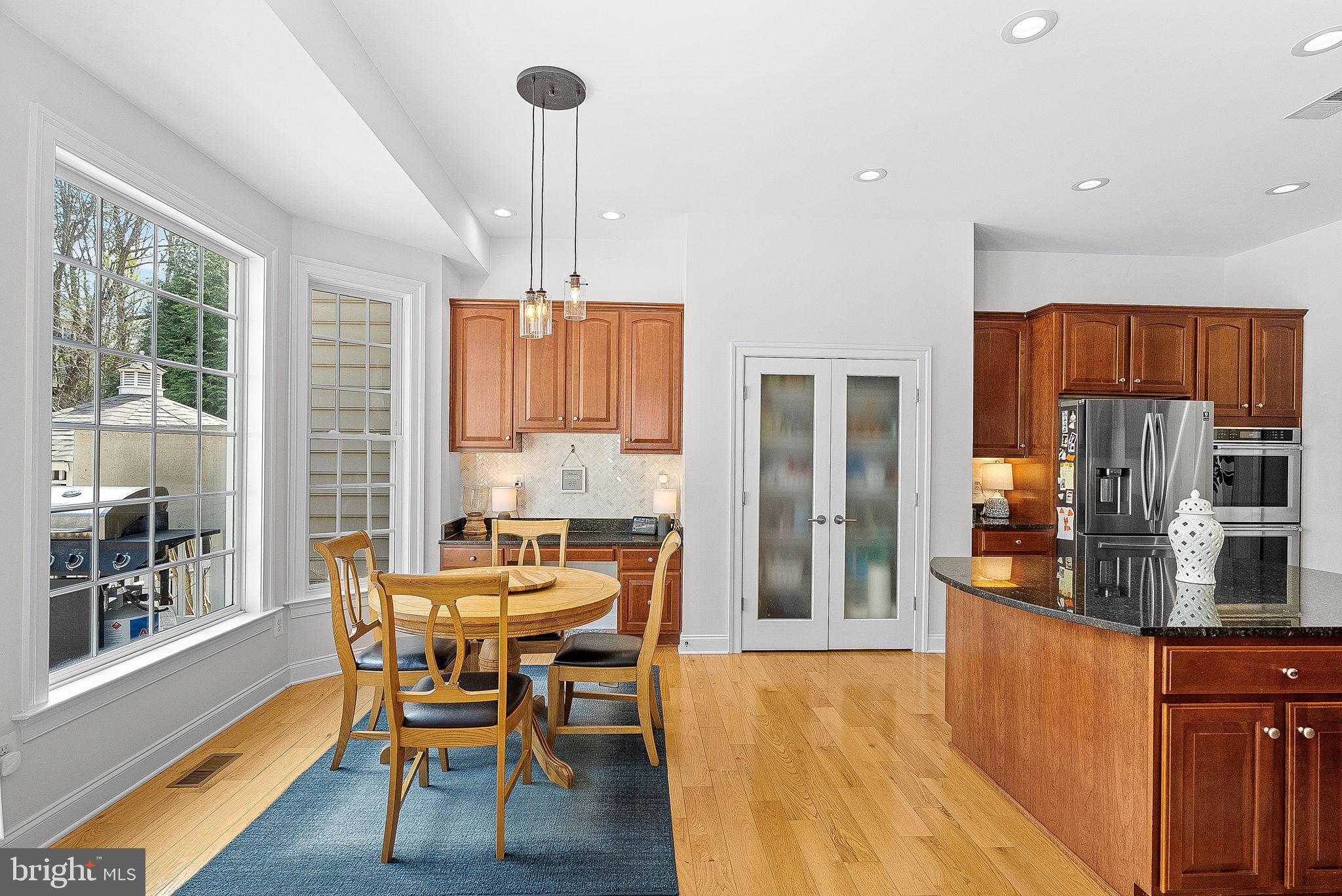 LANSDOWNE ON THE POTOMAC - Residential