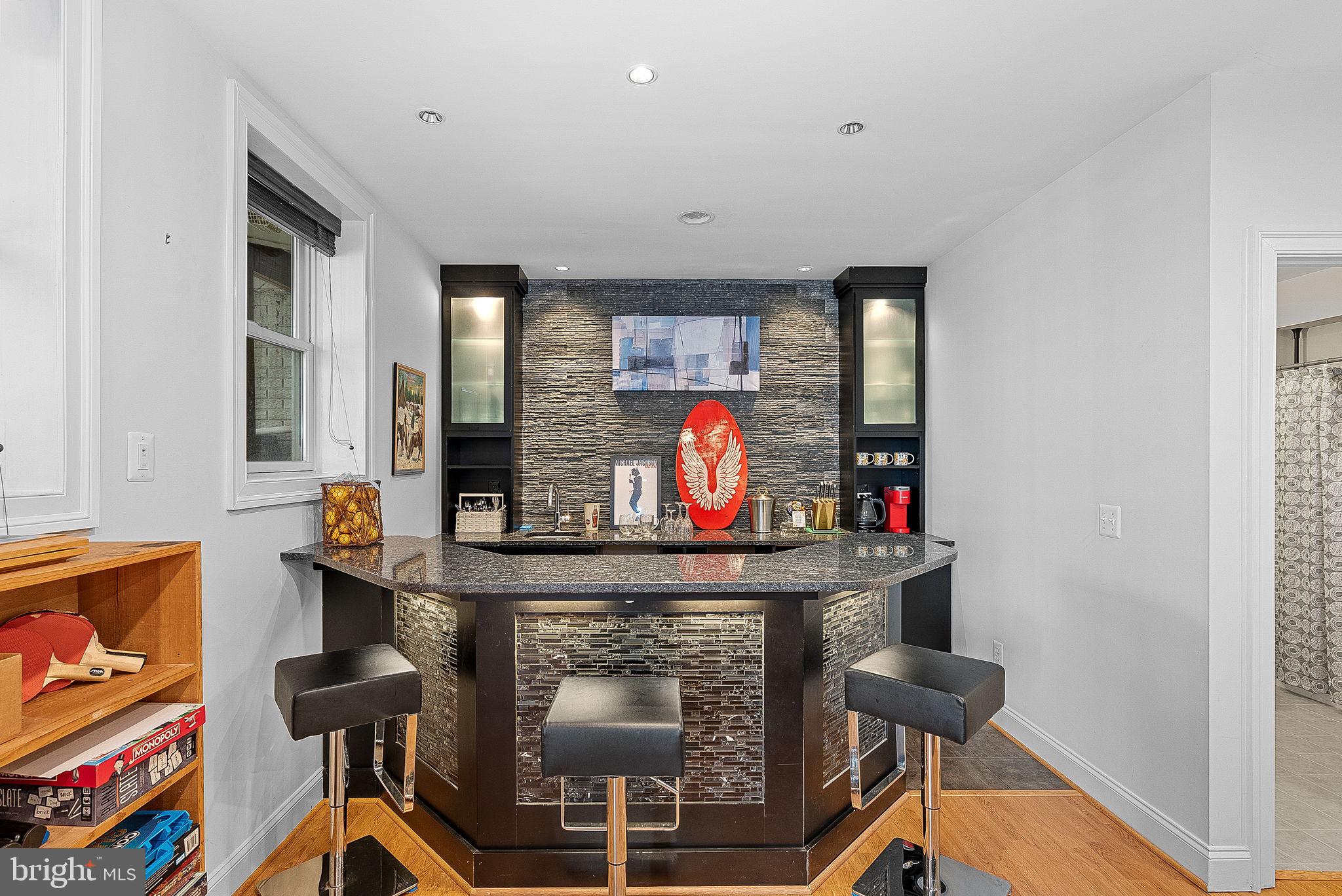 LANSDOWNE ON THE POTOMAC - Residential