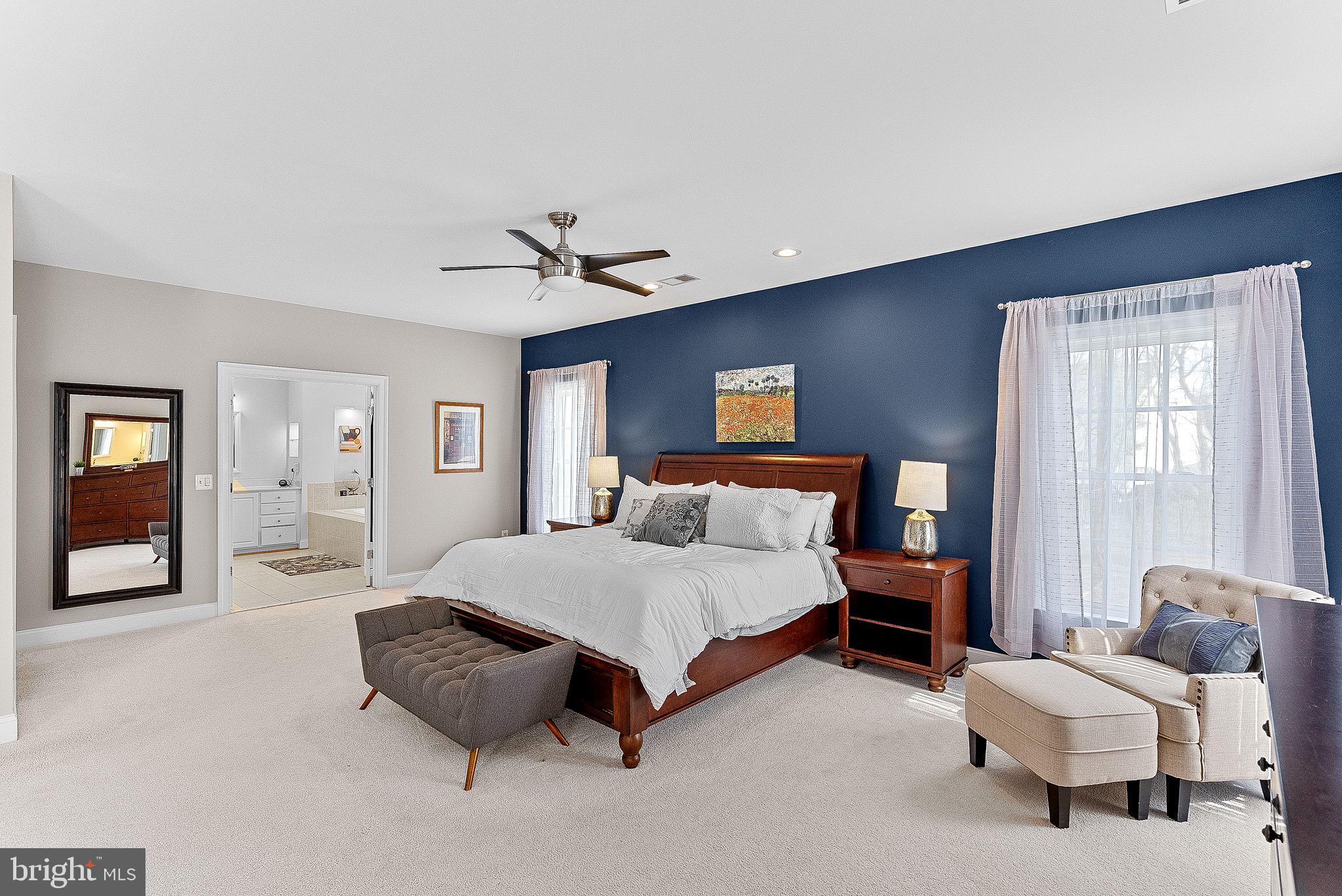 LANSDOWNE ON THE POTOMAC - Residential