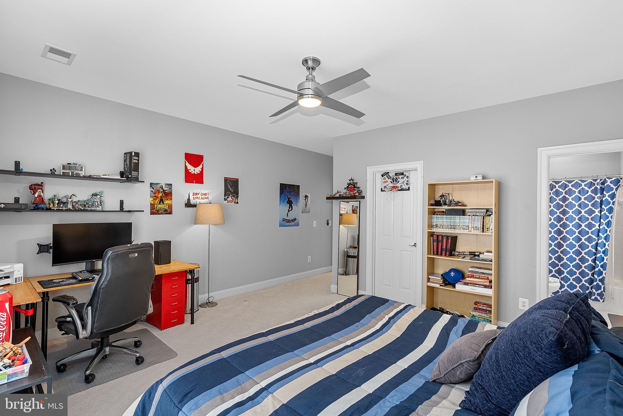 LANSDOWNE ON THE POTOMAC - Residential