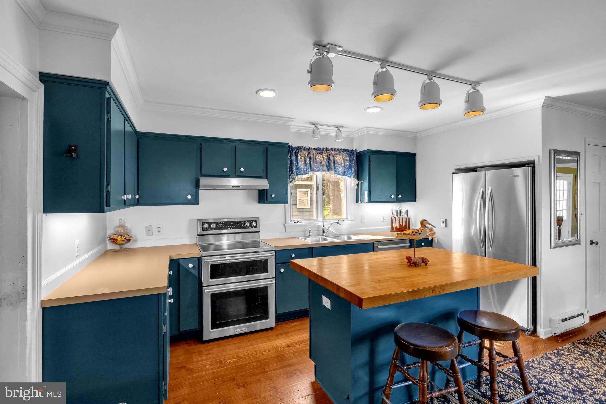 TILGHMAN ISLAND - Residential