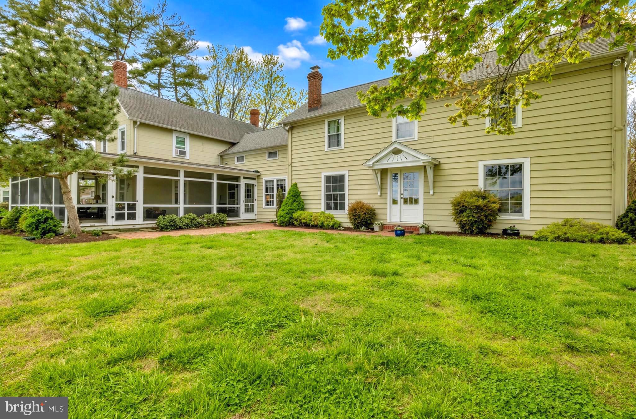 21408 BROAD COVE LANE