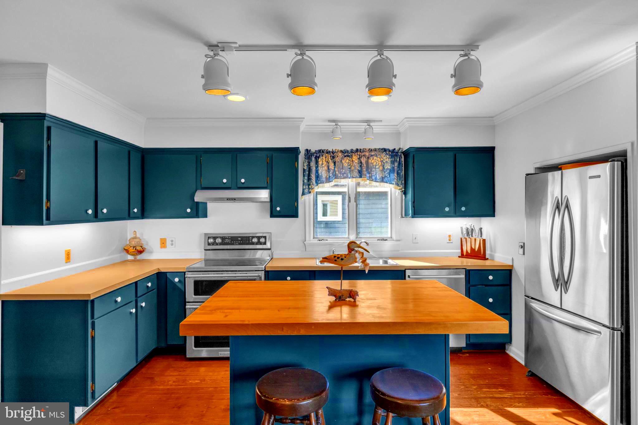 TILGHMAN ISLAND - Residential