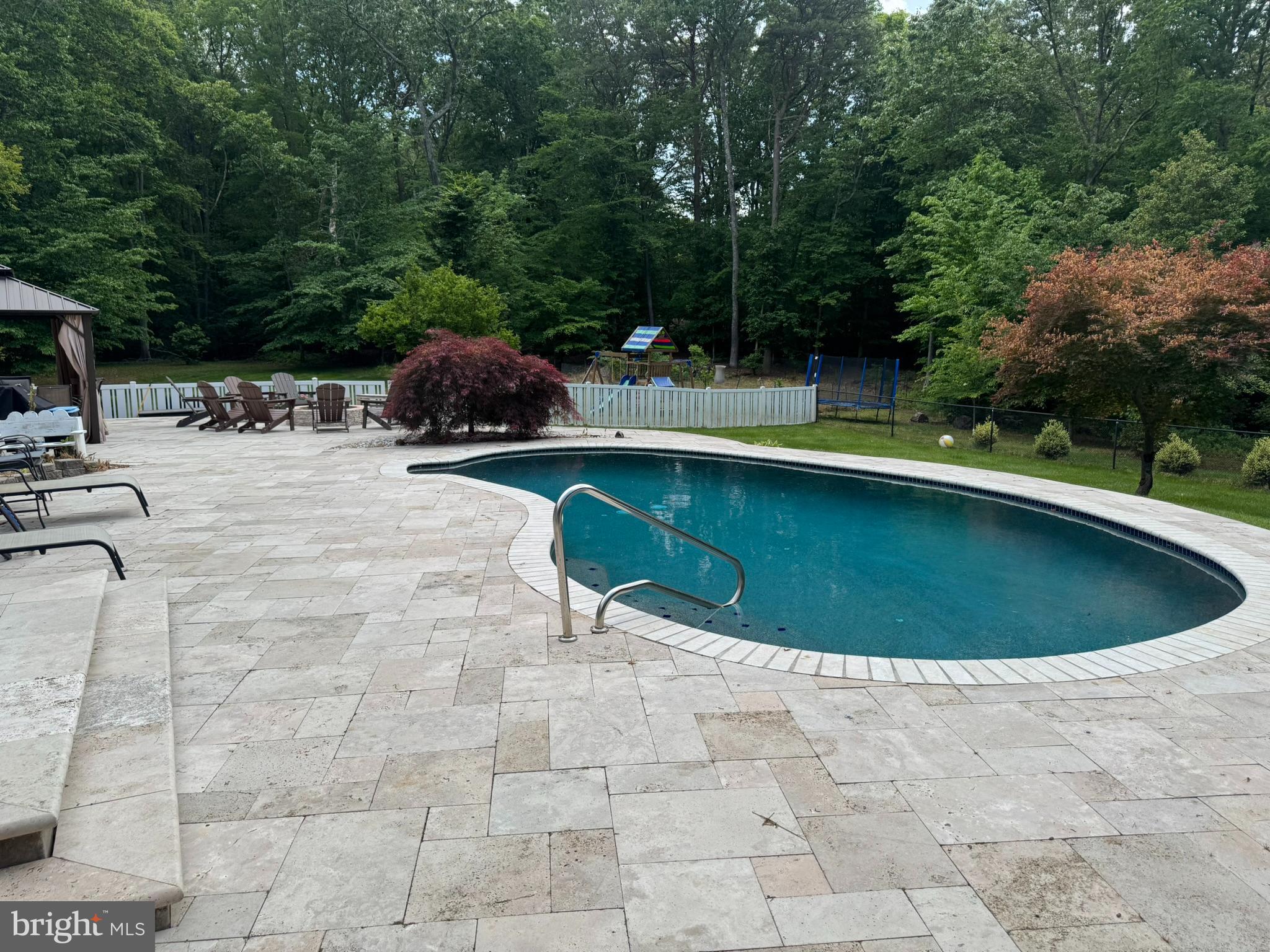 15690 CLOVERLEAF COURT