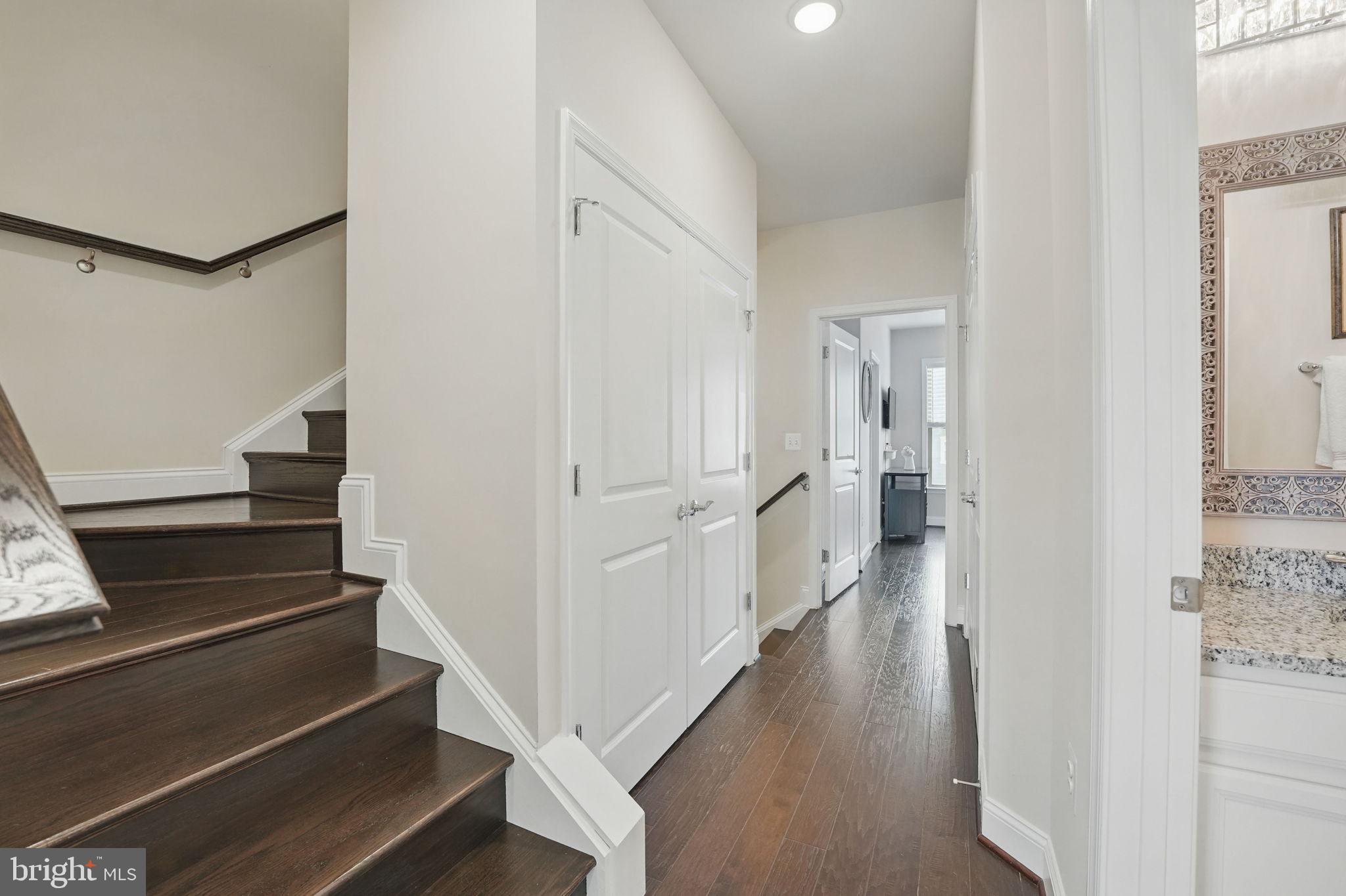 POTOMAC SHORES - Residential