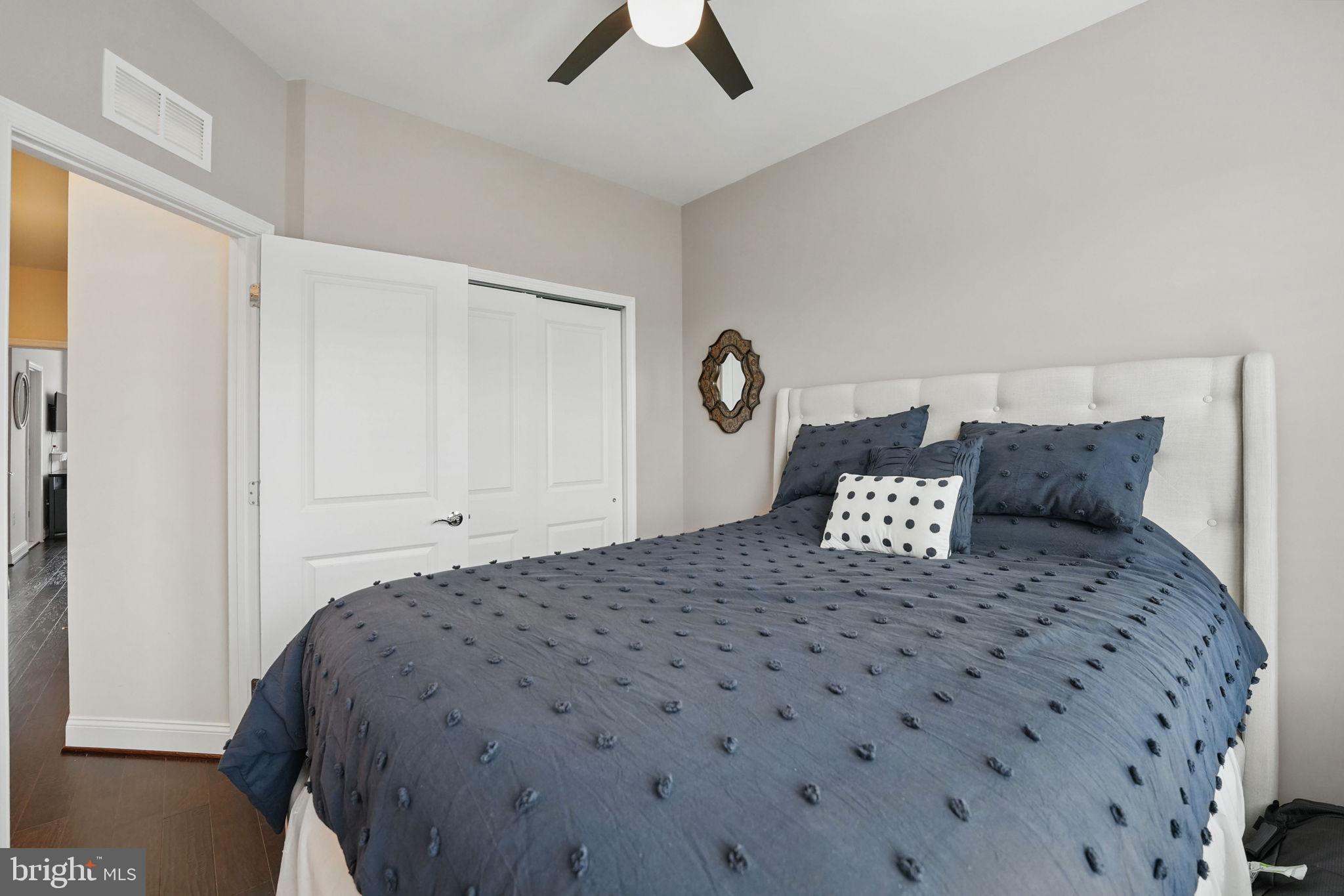 POTOMAC SHORES - Residential